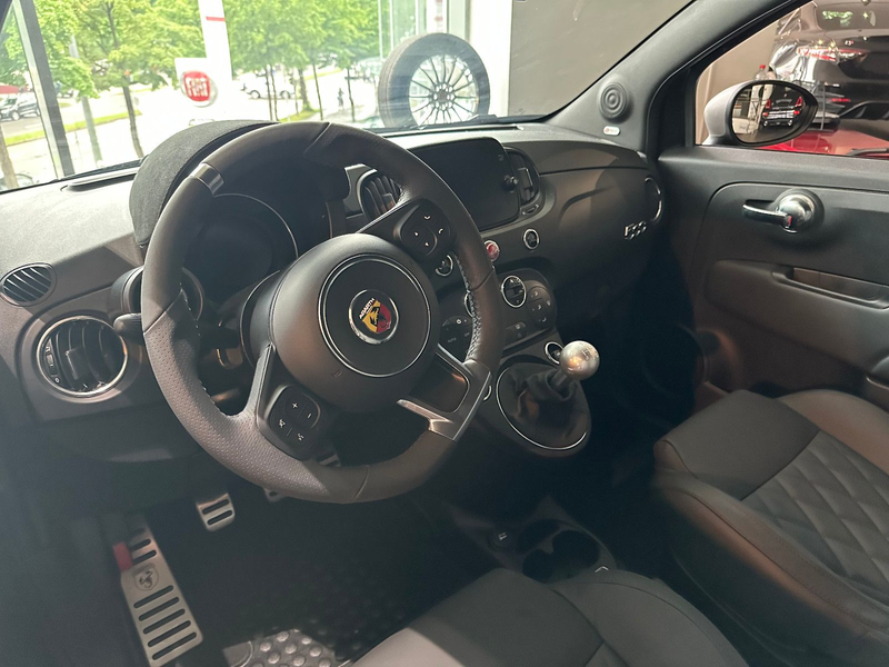 Abarth 595 1.4 T-Jet 121 kW *Beats*Xenon*Navi*Leder* — photo 5