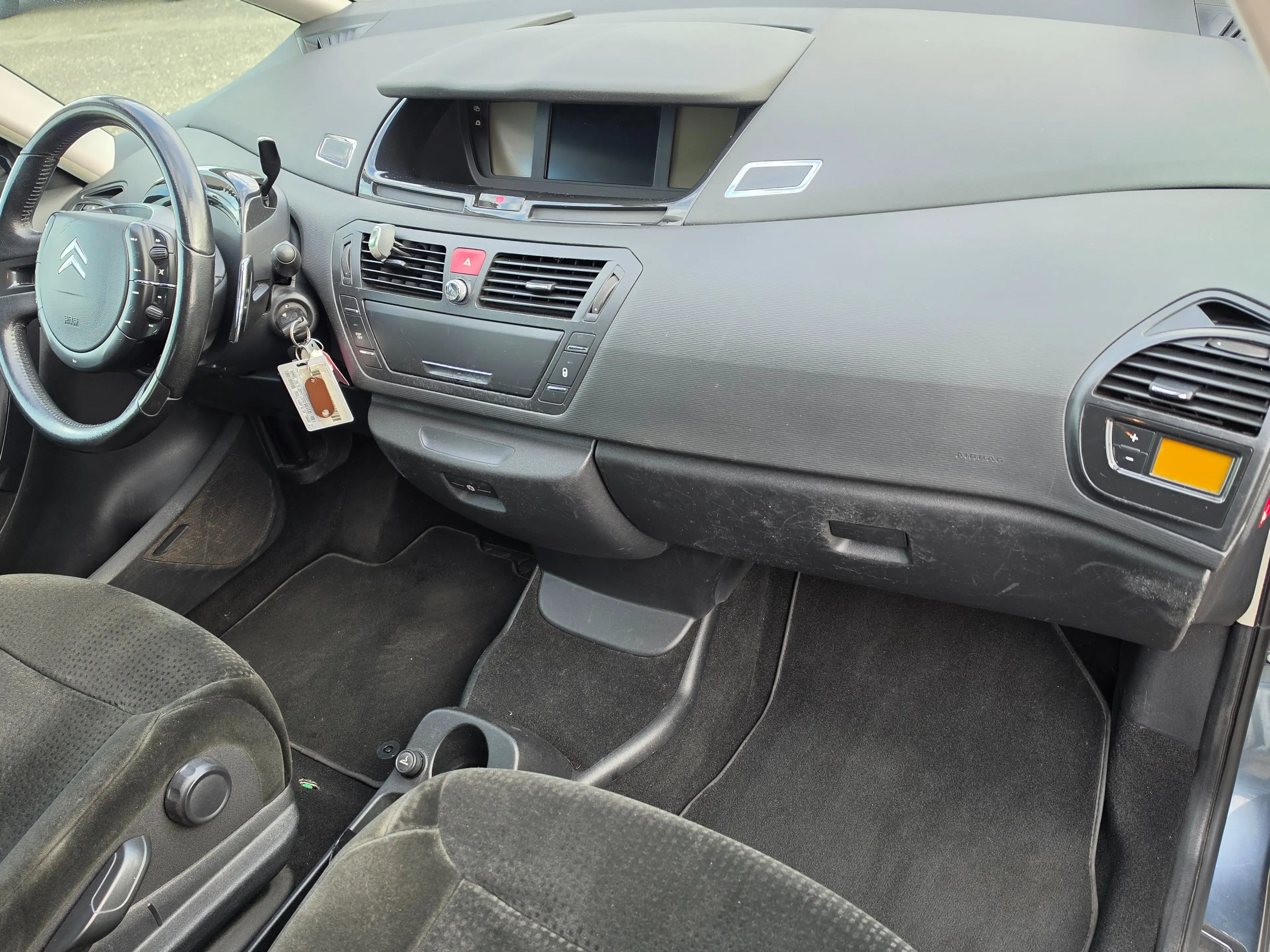 Citroen Grand C4 Picasso Exclusive 7 Sitzer Top Gepflegt — photo 11
