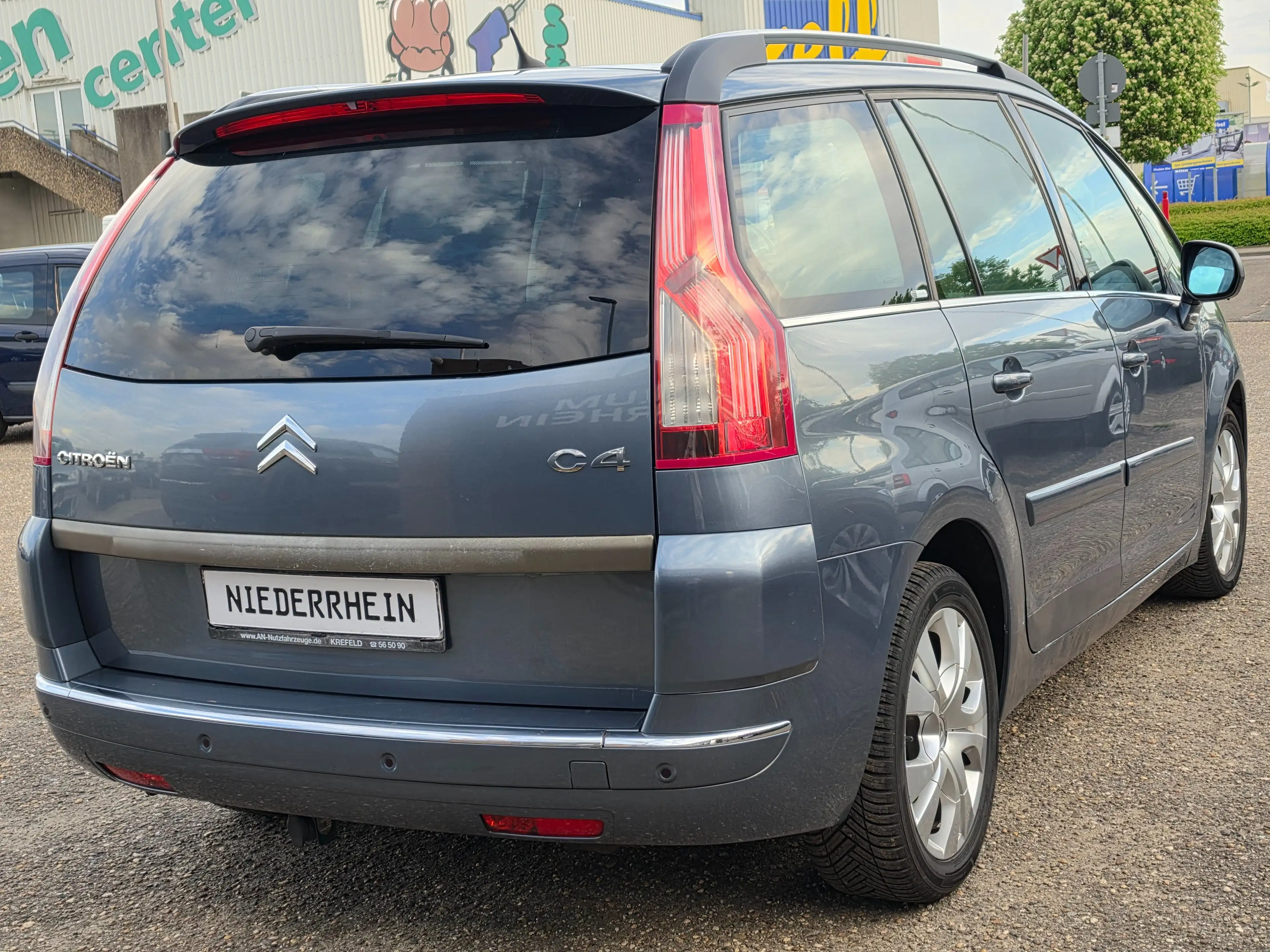 Citroen Grand C4 Picasso Exclusive 7 Sitzer Top Gepflegt — photo 10