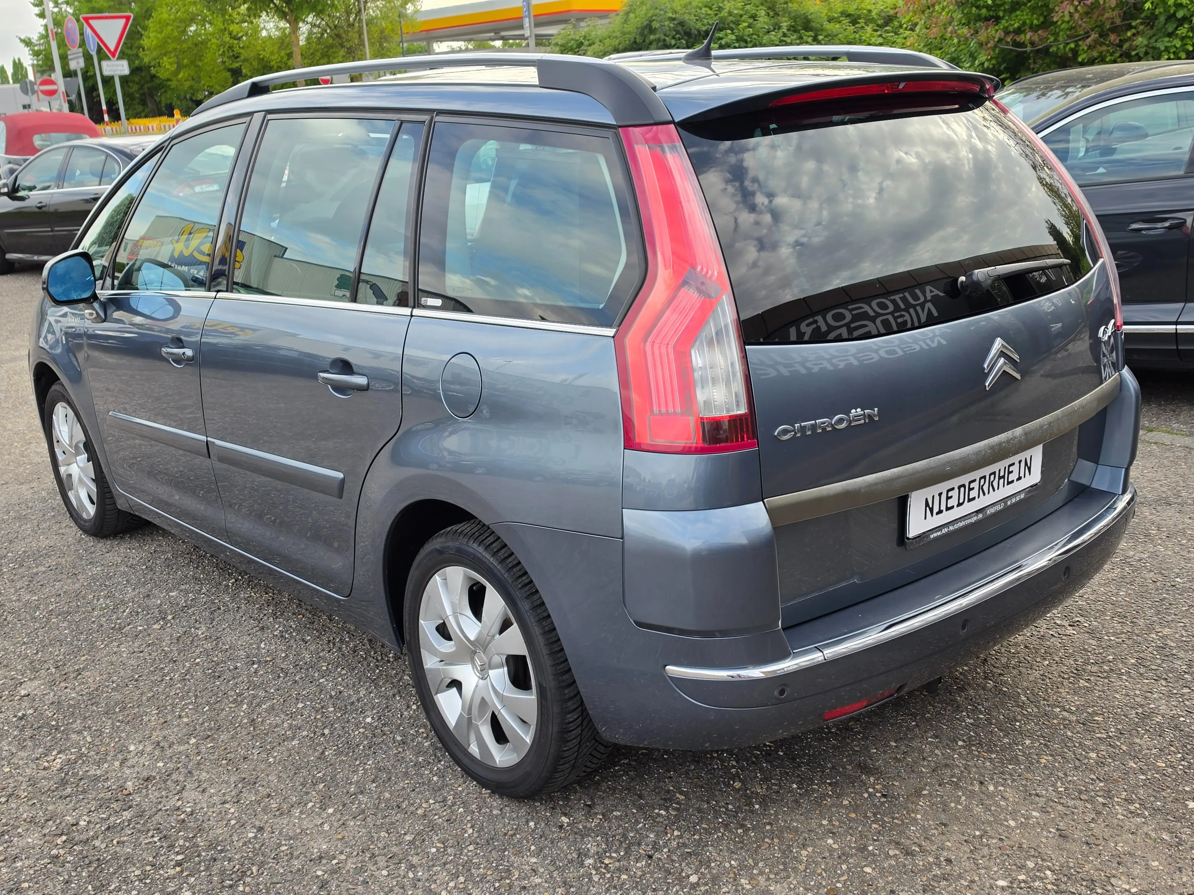 Citroen Grand C4 Picasso Exclusive 7 Sitzer Top Gepflegt — photo 7