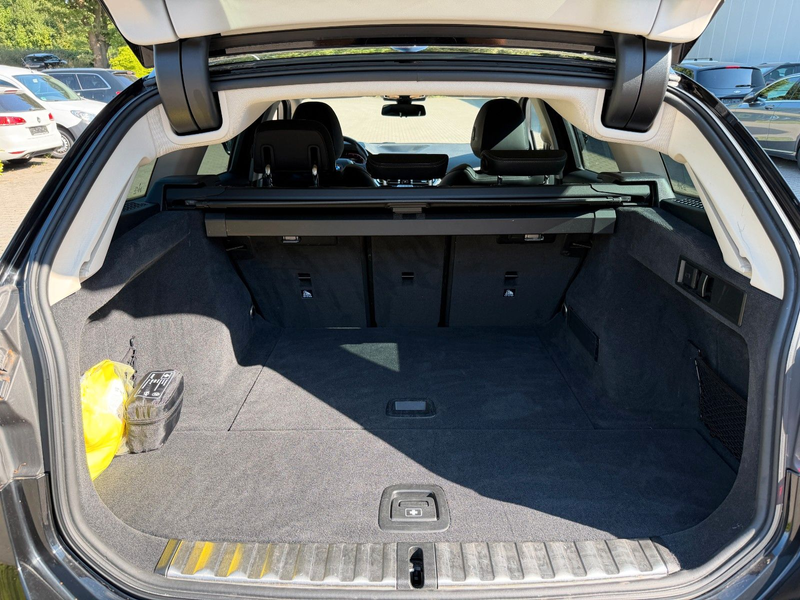 BMW 330 i 3 Touring Sport Line 1.Hand *Kamera *LED — photo 14