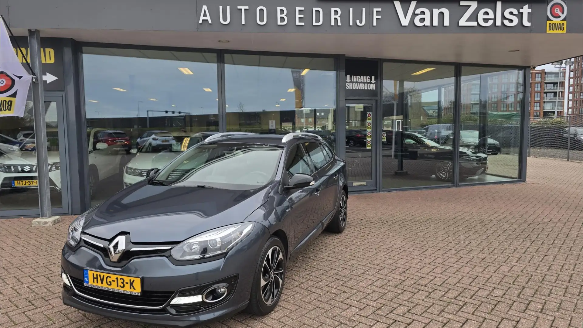 Renault Megane Estate 1.2 TCe Bose* 6 Bak * Navigatie * Half Leer Gris - 1