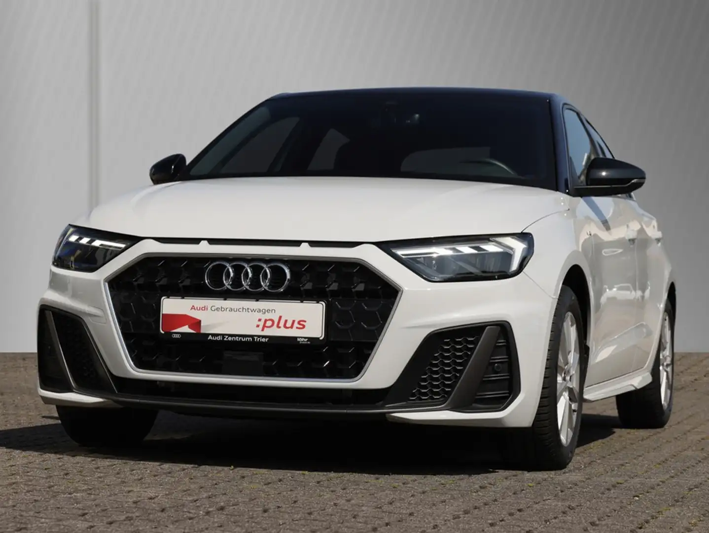 Audi A1 Sportback 30 TFSI S line Wit - 2