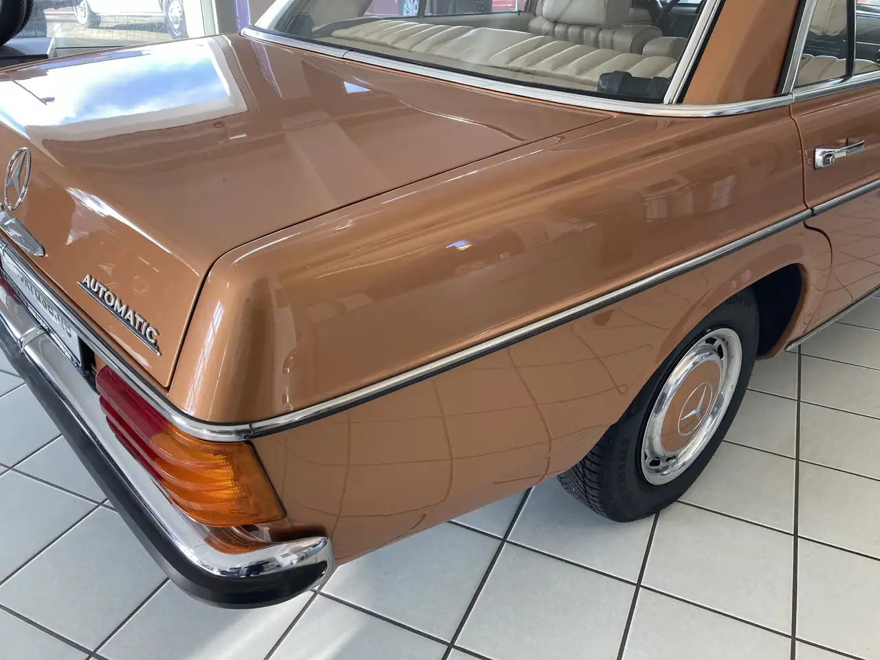 Mercedes-Benz 200 Automatik W115, foto 6