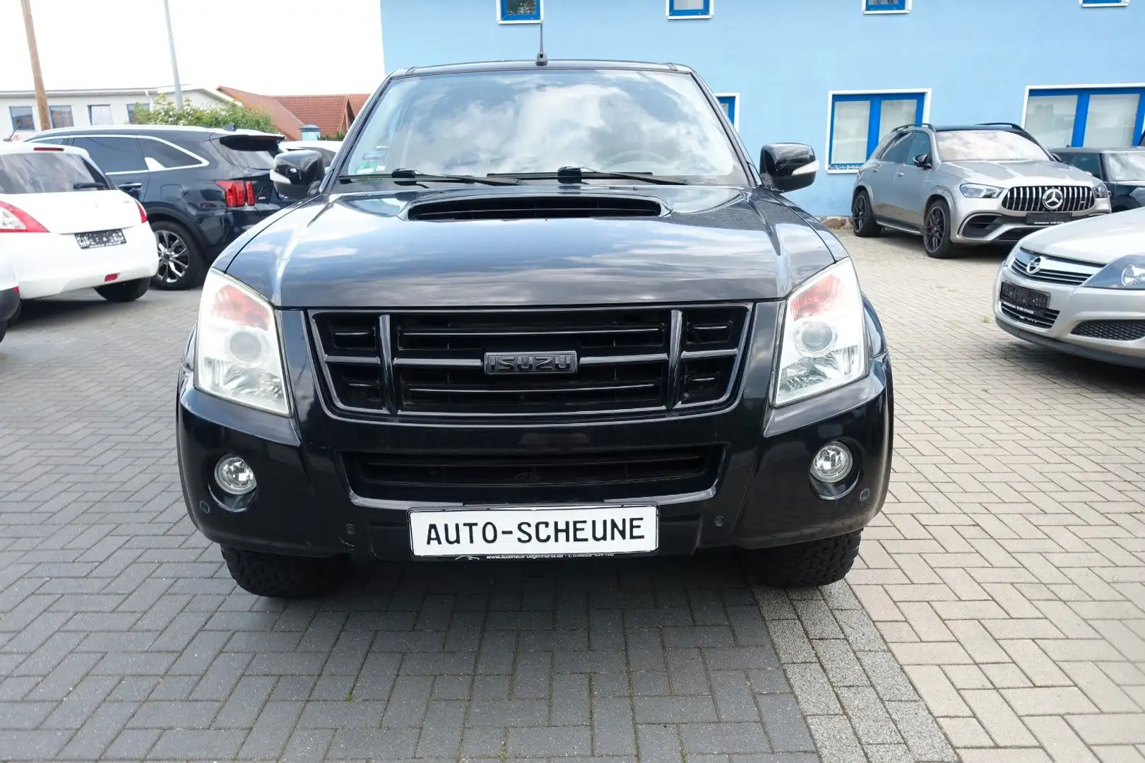 Isuzu D-Max 3,0 TD Double Cab Custom 4WD*AUTOMATIK* Noir - 2