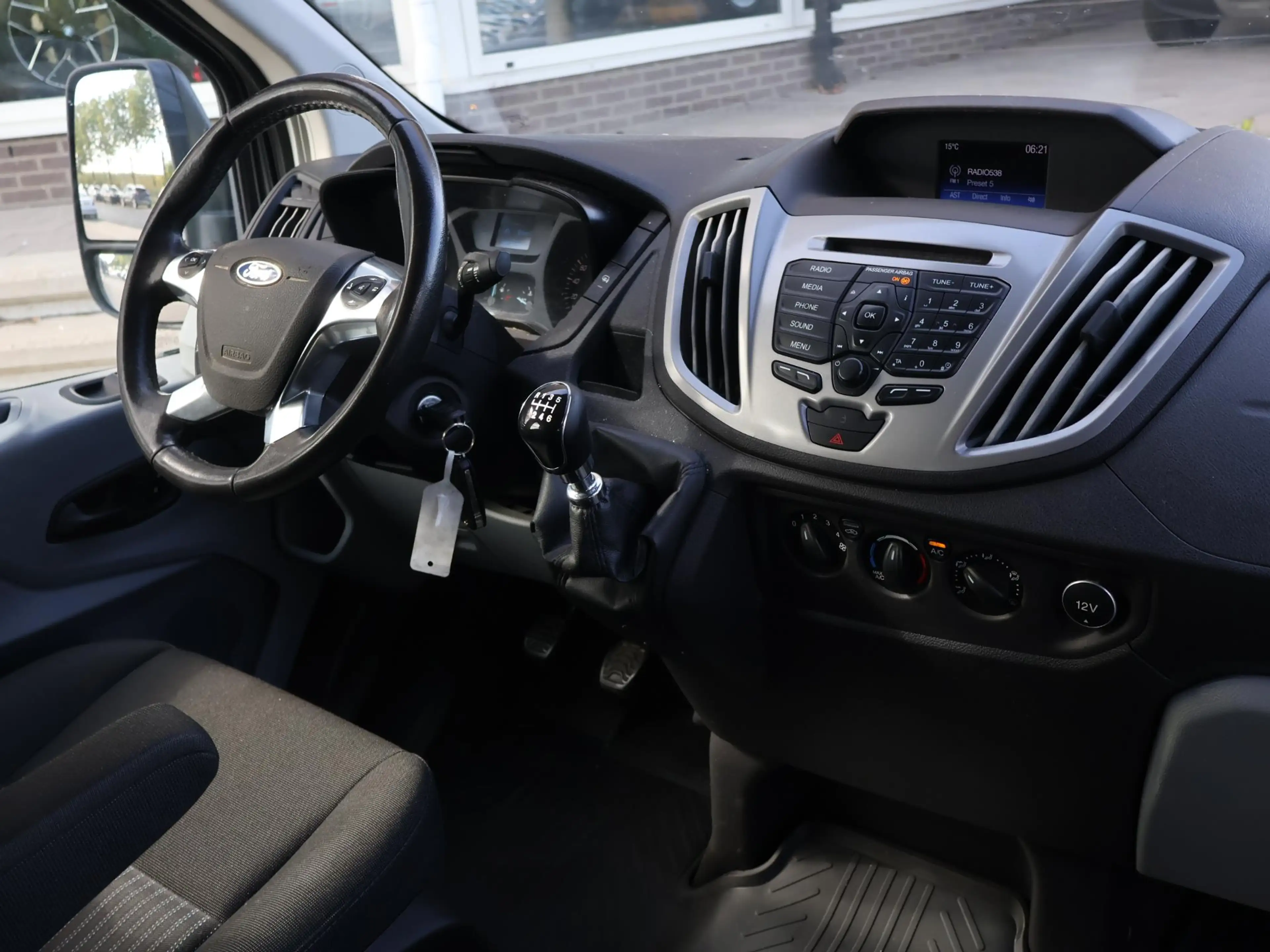 Ford Transit 330 2.0 TDCI 130 PK L2H2 DUBBEL CABINE 5-PERS. *85 — photo 3