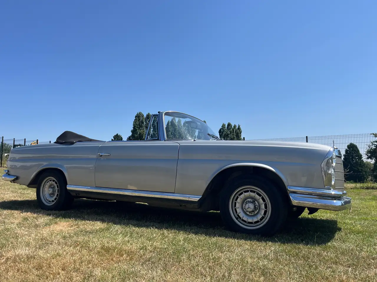 Mercedes-Benz 250 SE Cabriolet W108, foto 9
