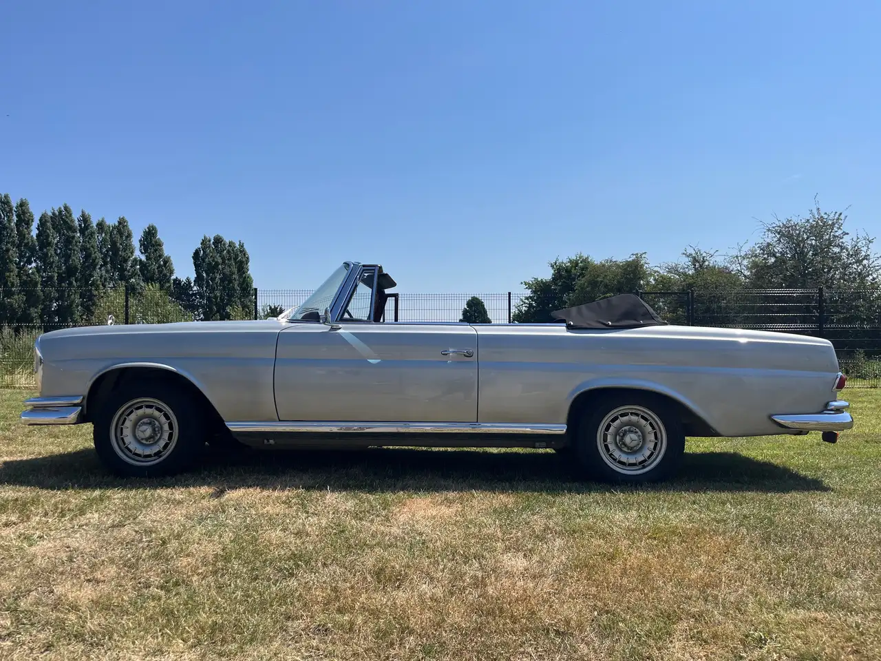 Mercedes-Benz 250 SE Cabriolet W108, foto 8
