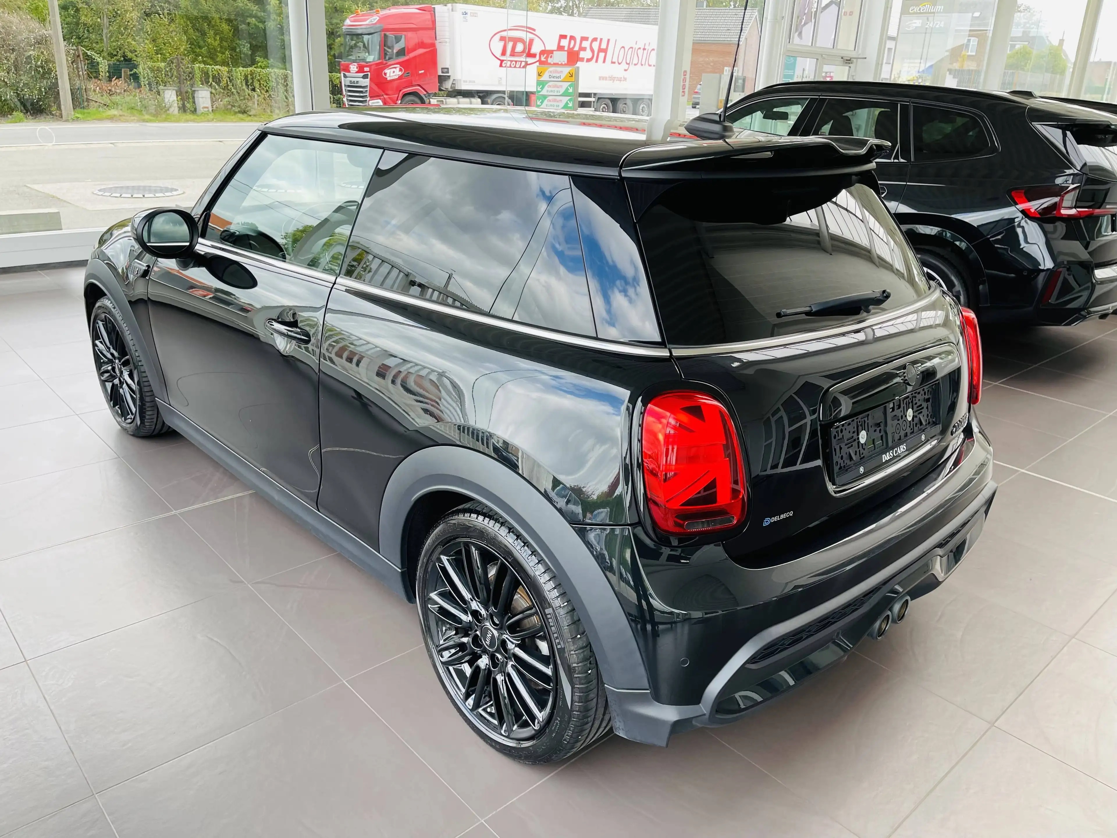 MINI Cooper S 2.0iA *** GARANTIE + LED + GPS + CUIR *** — photo 8
