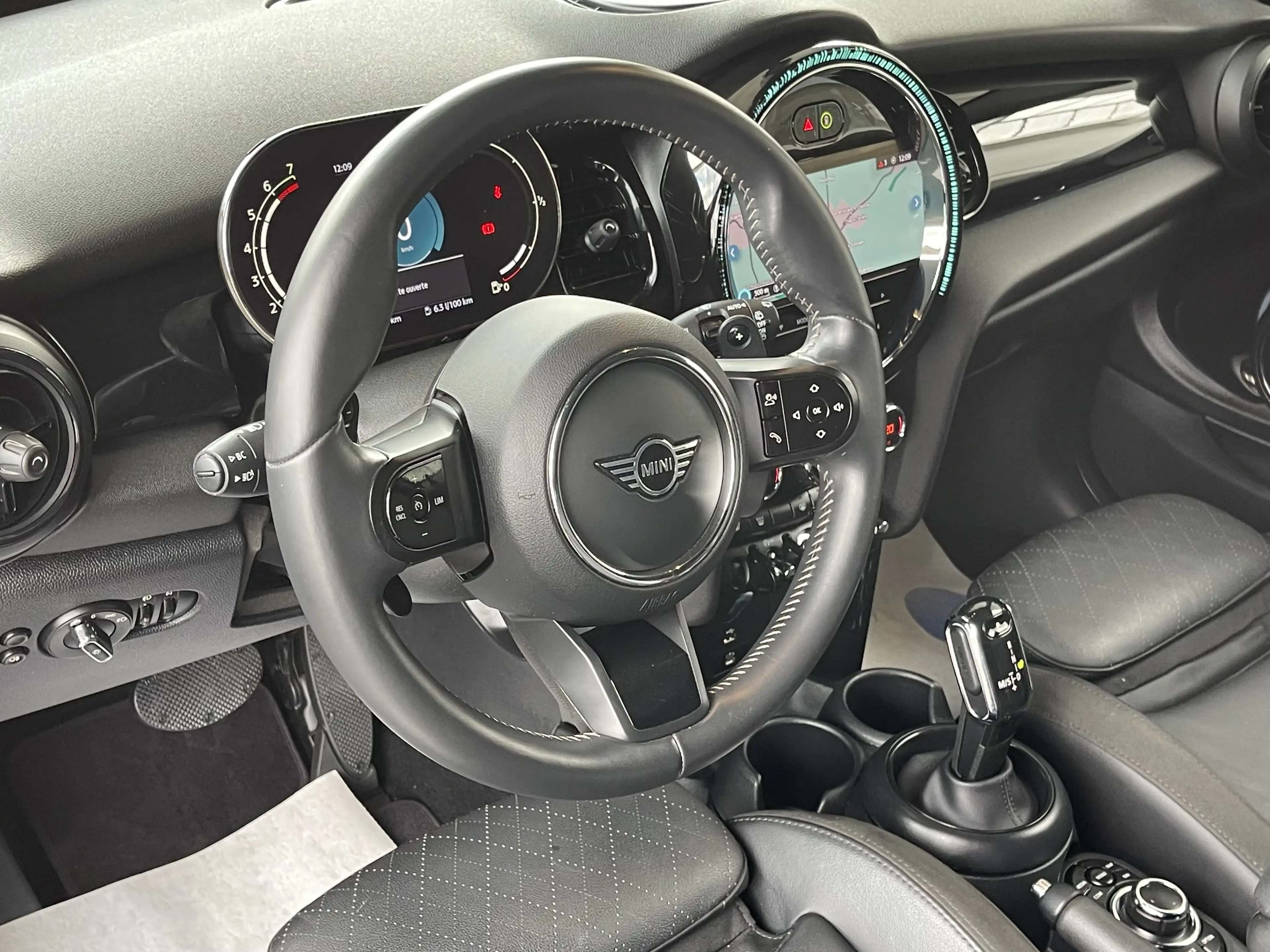 MINI Cooper S 2.0iA *** GARANTIE + LED + GPS + CUIR *** — photo 14