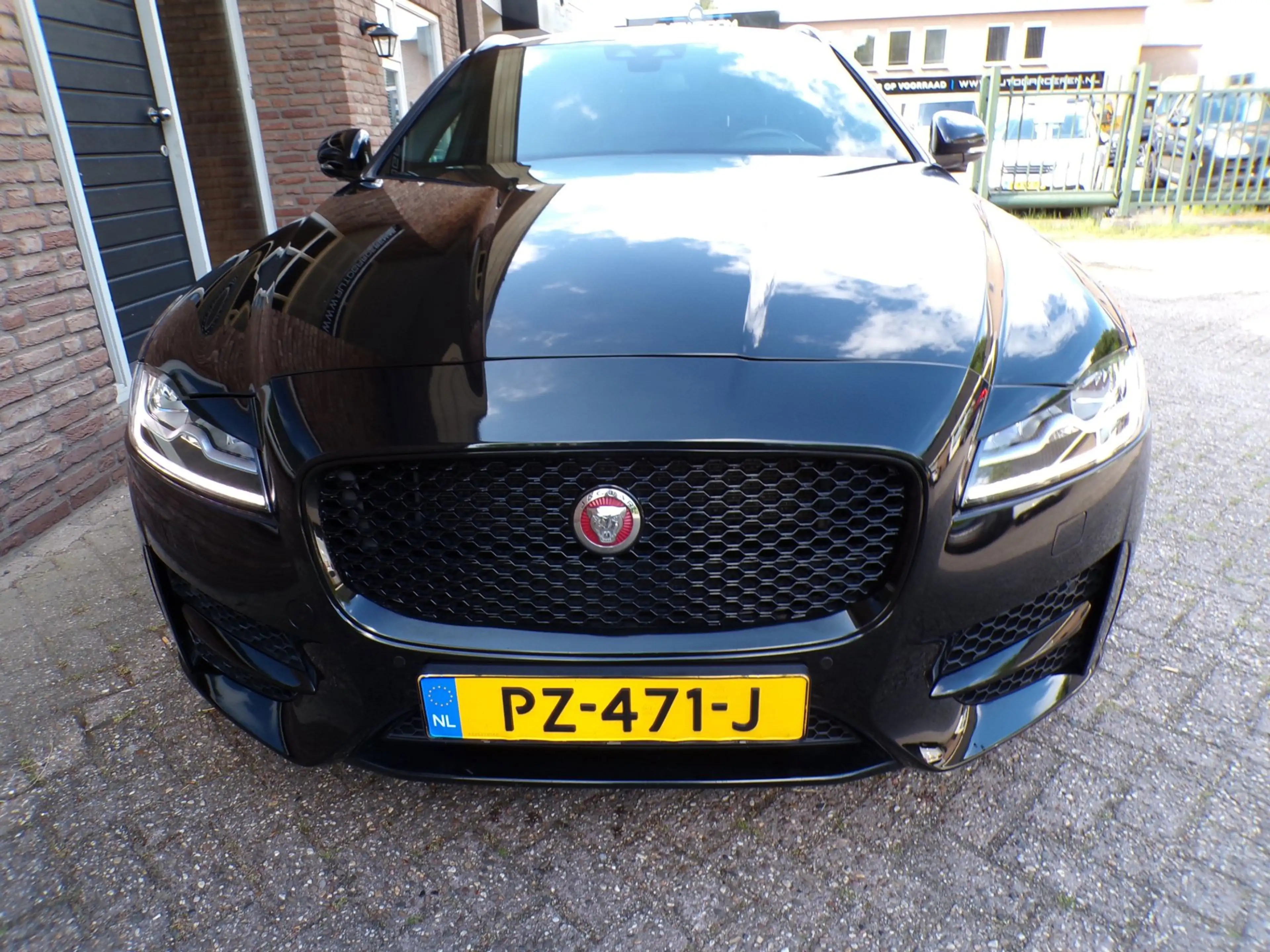 Jaguar XF Sportbrake 2.0d Portfolio Automaat / Leder / Navi — photo 8