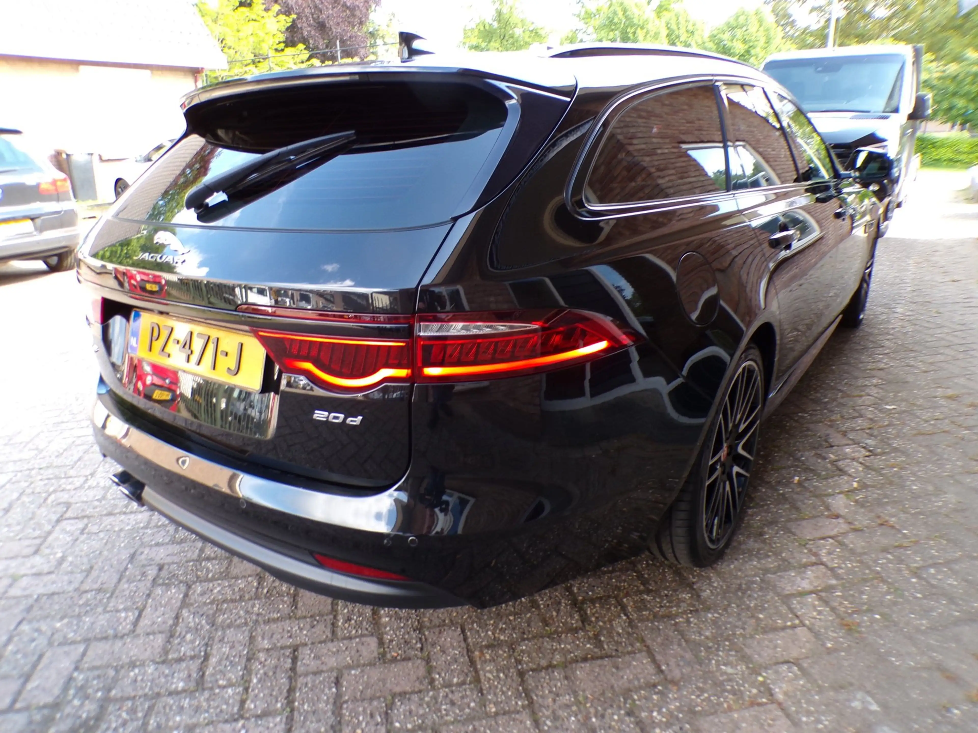 Jaguar XF Sportbrake 2.0d Portfolio Automaat / Leder / Navi — photo 6