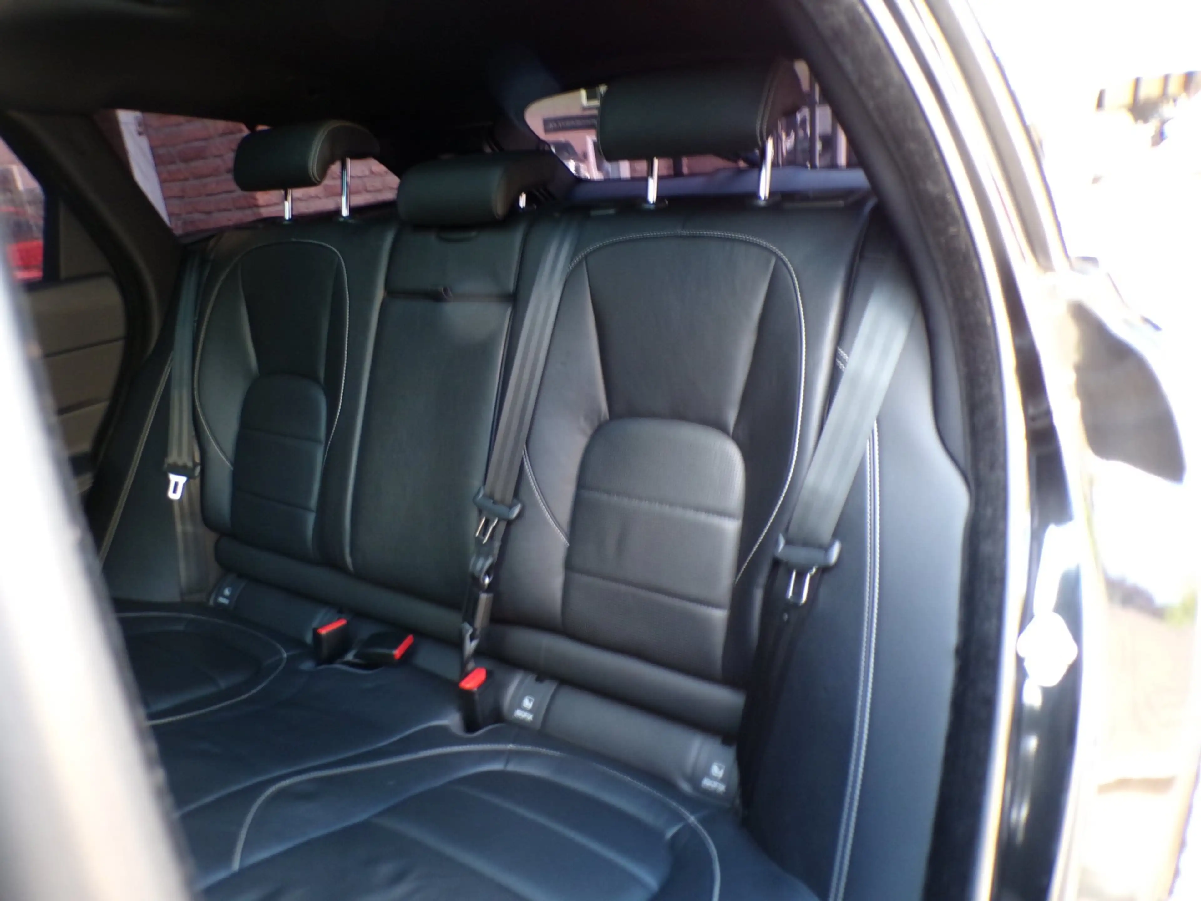 Jaguar XF Sportbrake 2.0d Portfolio Automaat / Leder / Navi — photo 14