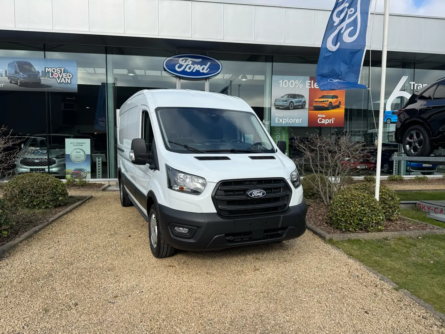 Ford Transit 2.0 TDCi L3H2 RWD Trend Wit - 1