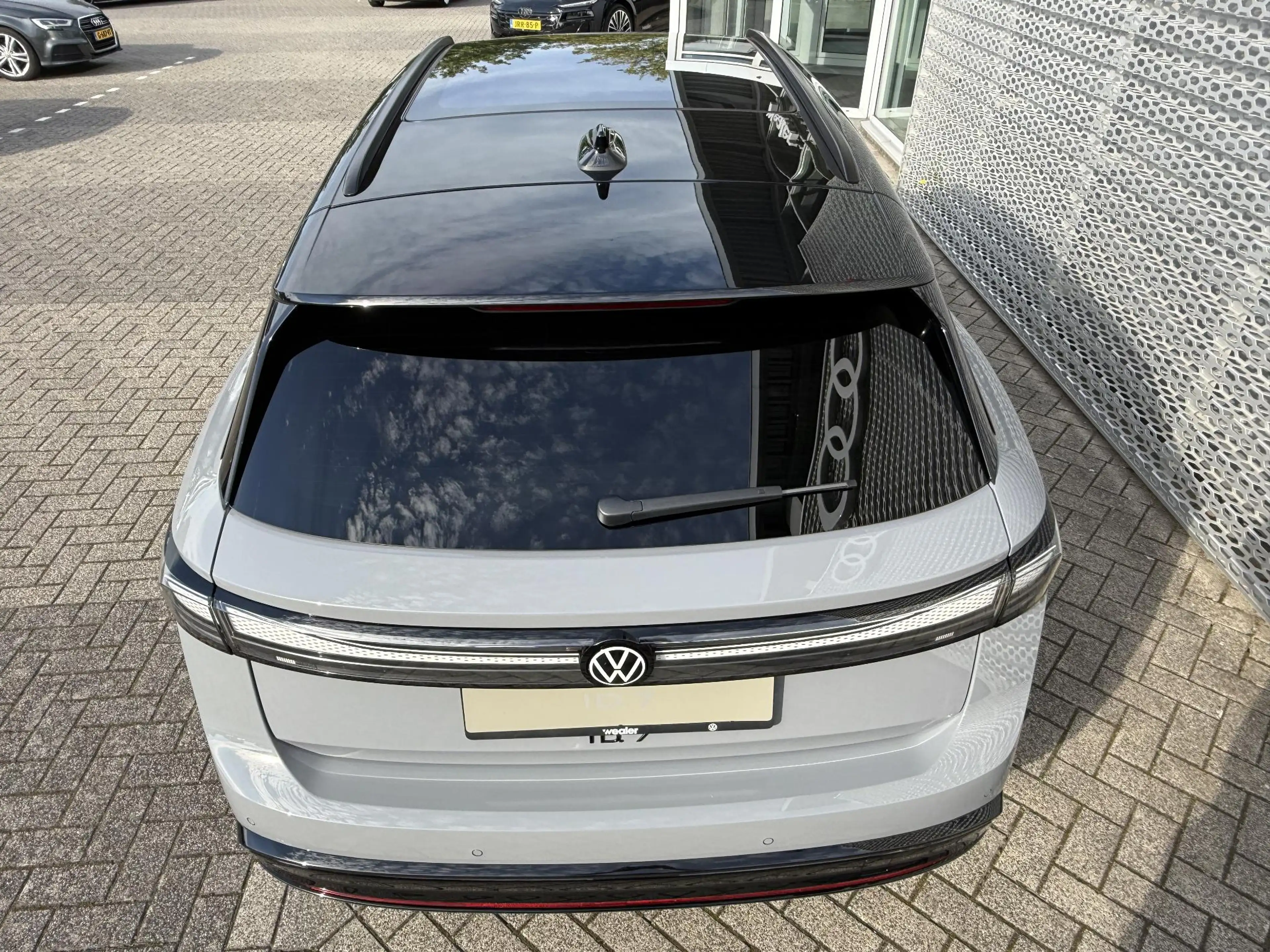 Volkswagen ID.7 Limited Edition Plus 77 kWh accu 210 kW / 286 PK | — photo 5