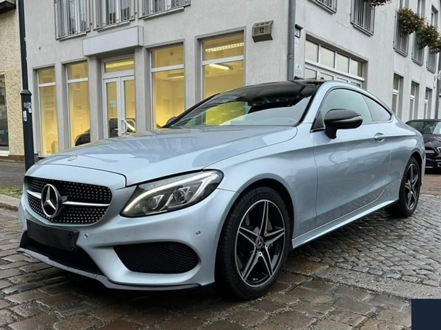 Mercedes-Benz C 400 4M AMG NIGHT PANO TOTW LED KAM Серебристый - 1