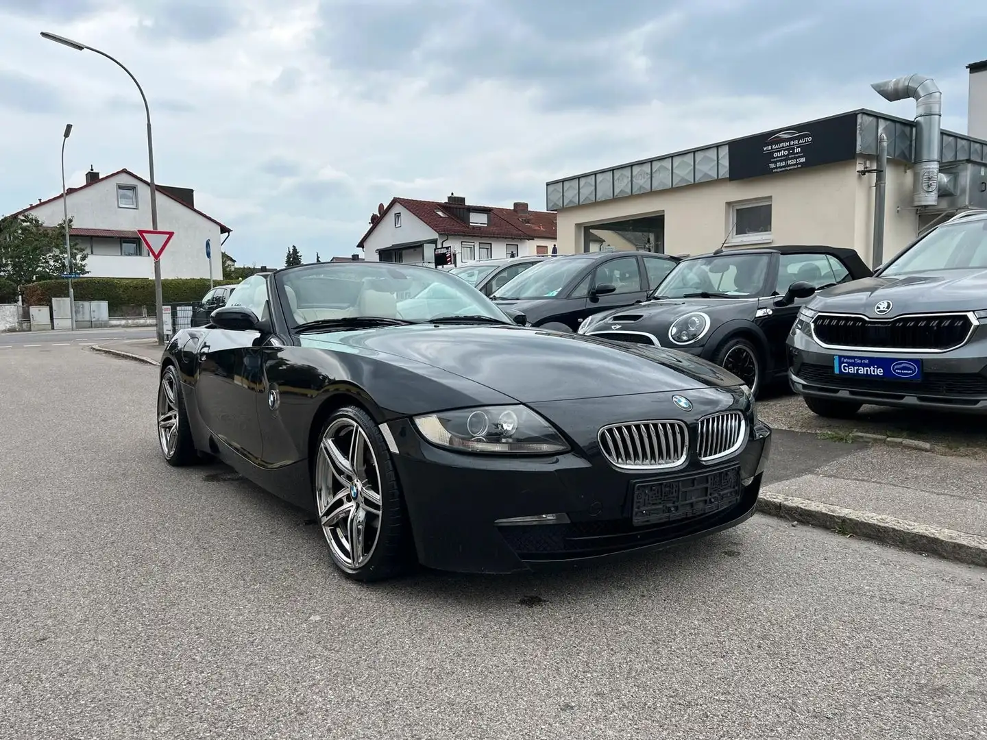 BMW Z4 Roadster 2.0i Shz PDC Klima 19 Zoll Tüv Neu Schwarz - 1