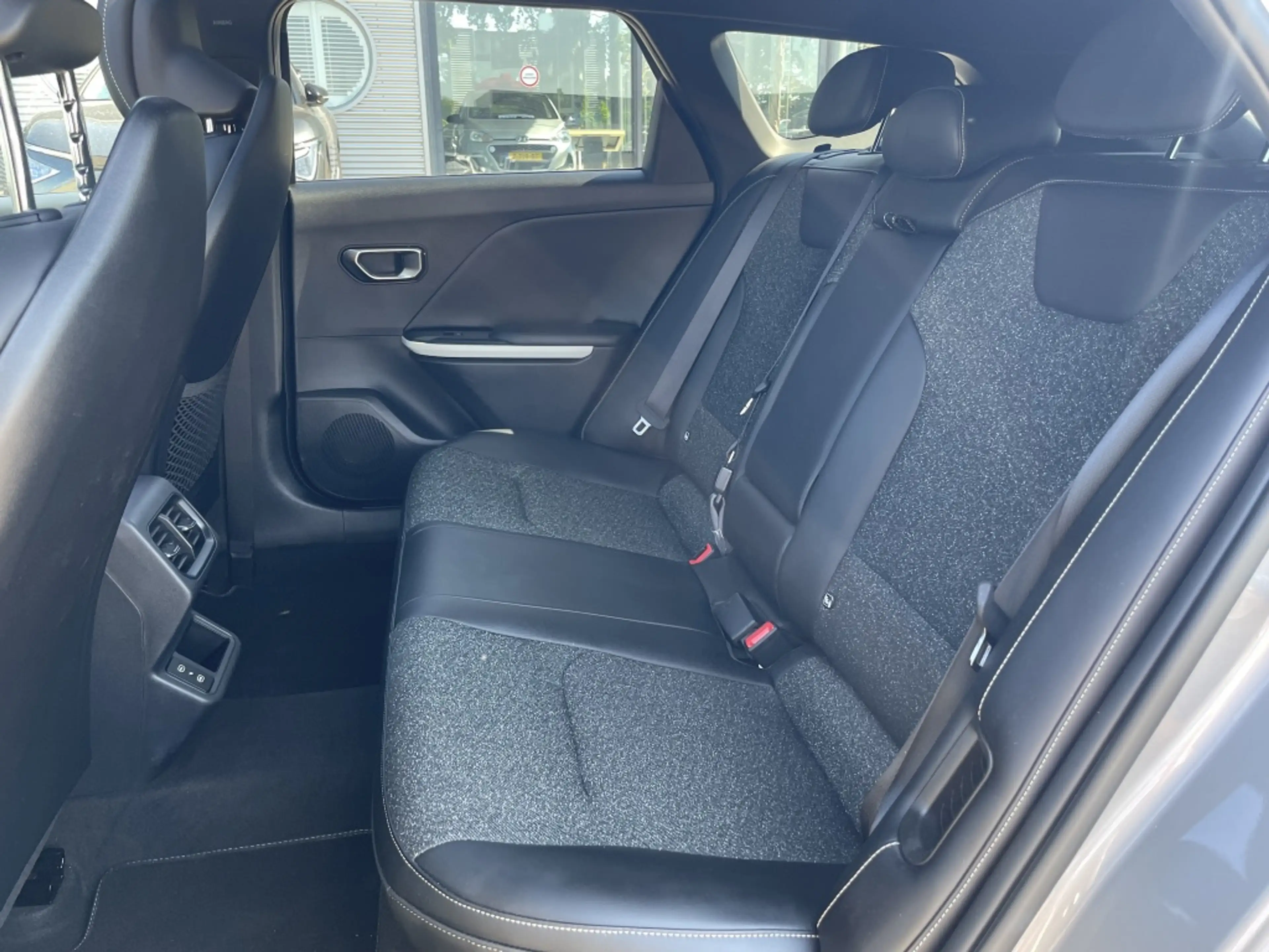 Kia K4 Sportswagon 1.0 T-GDi GT-Line LE — photo 9