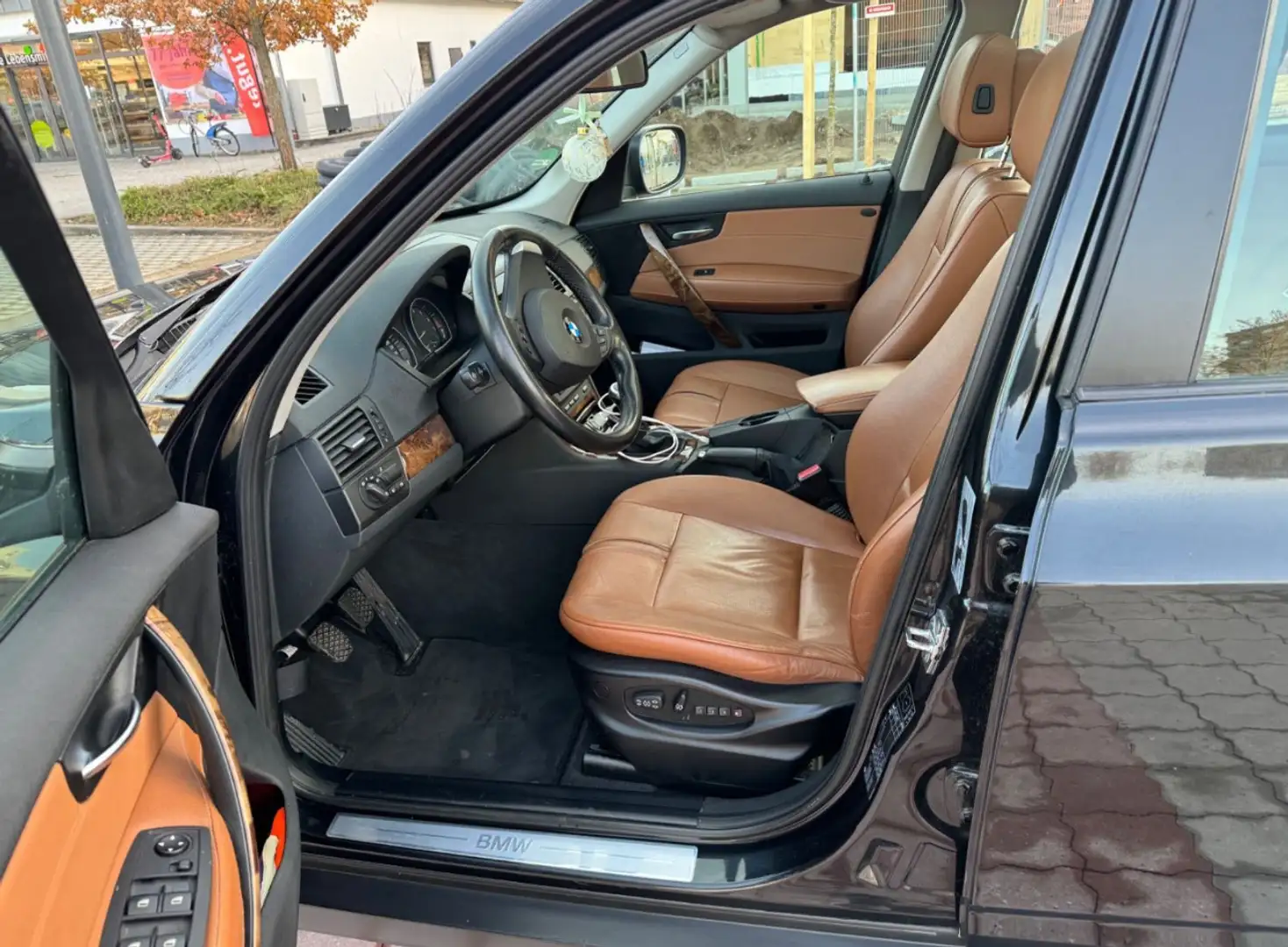 BMW X3 xDrive20i - 1
