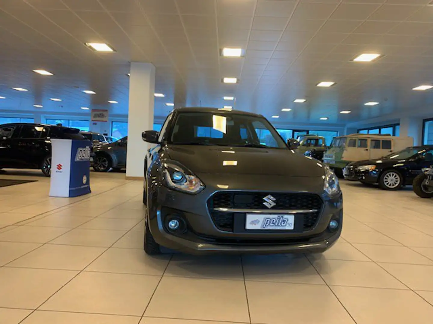 Suzuki Swift Swift 1.2 Hybrid Top Grigio - 2