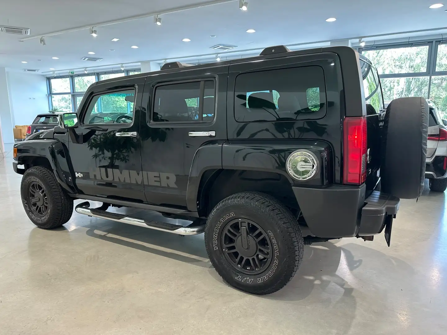 HUMMER H3 H3 3.5 Platinum Schwarz - 2
