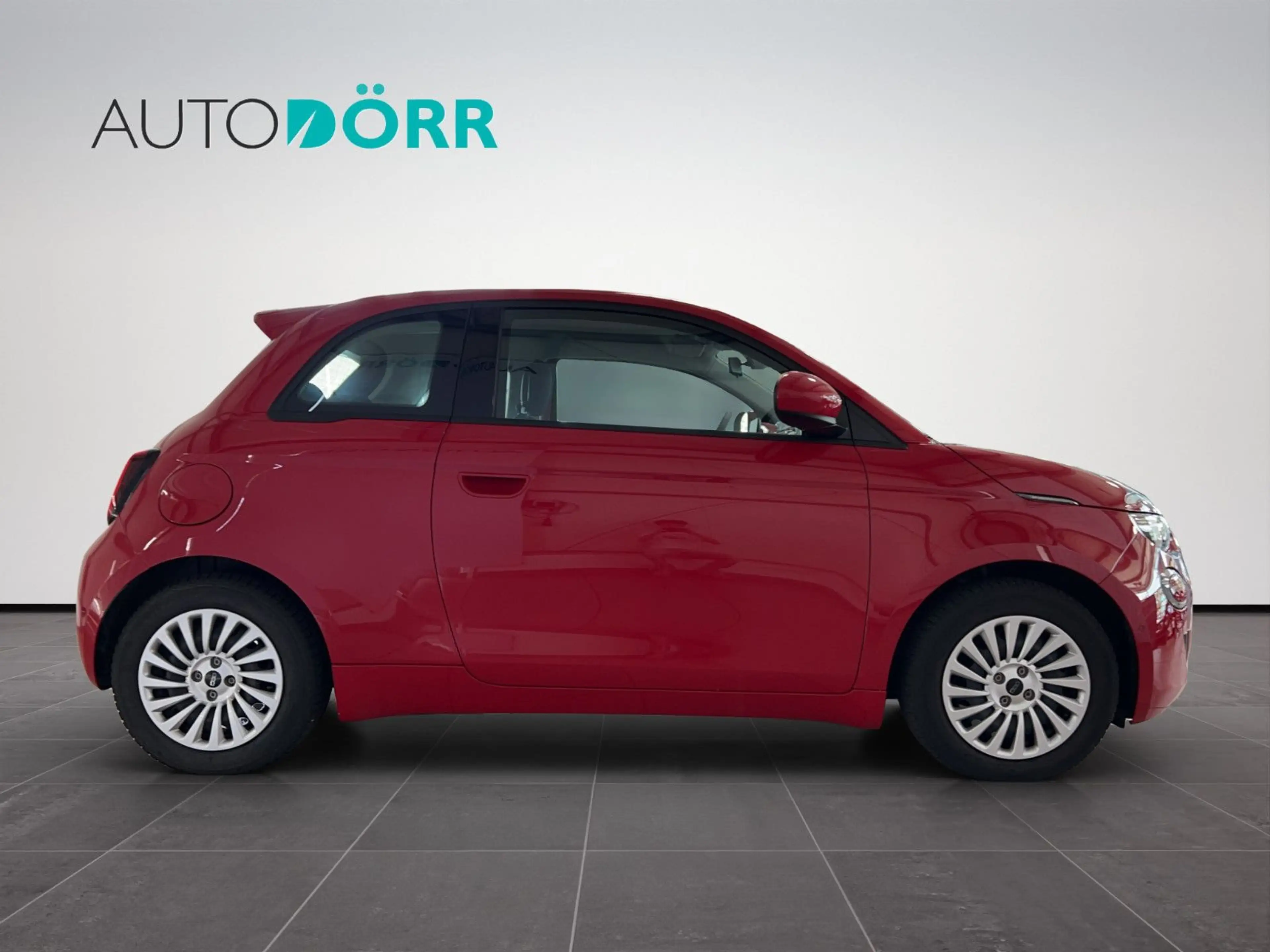 Fiat 500e 360°Kamera+Apple+Android+SHZ+Schnellladef. — photo 7