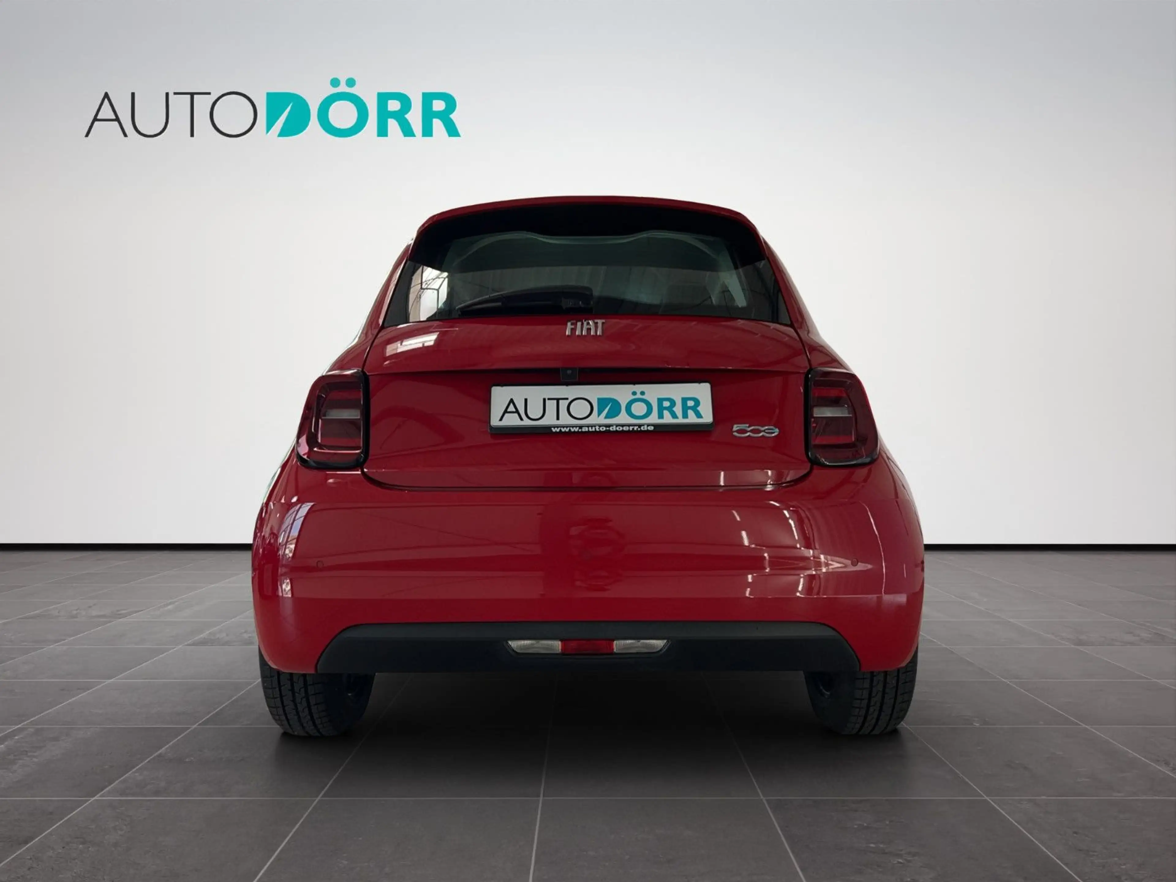 Fiat 500e 360°Kamera+Apple+Android+SHZ+Schnellladef. — photo 5