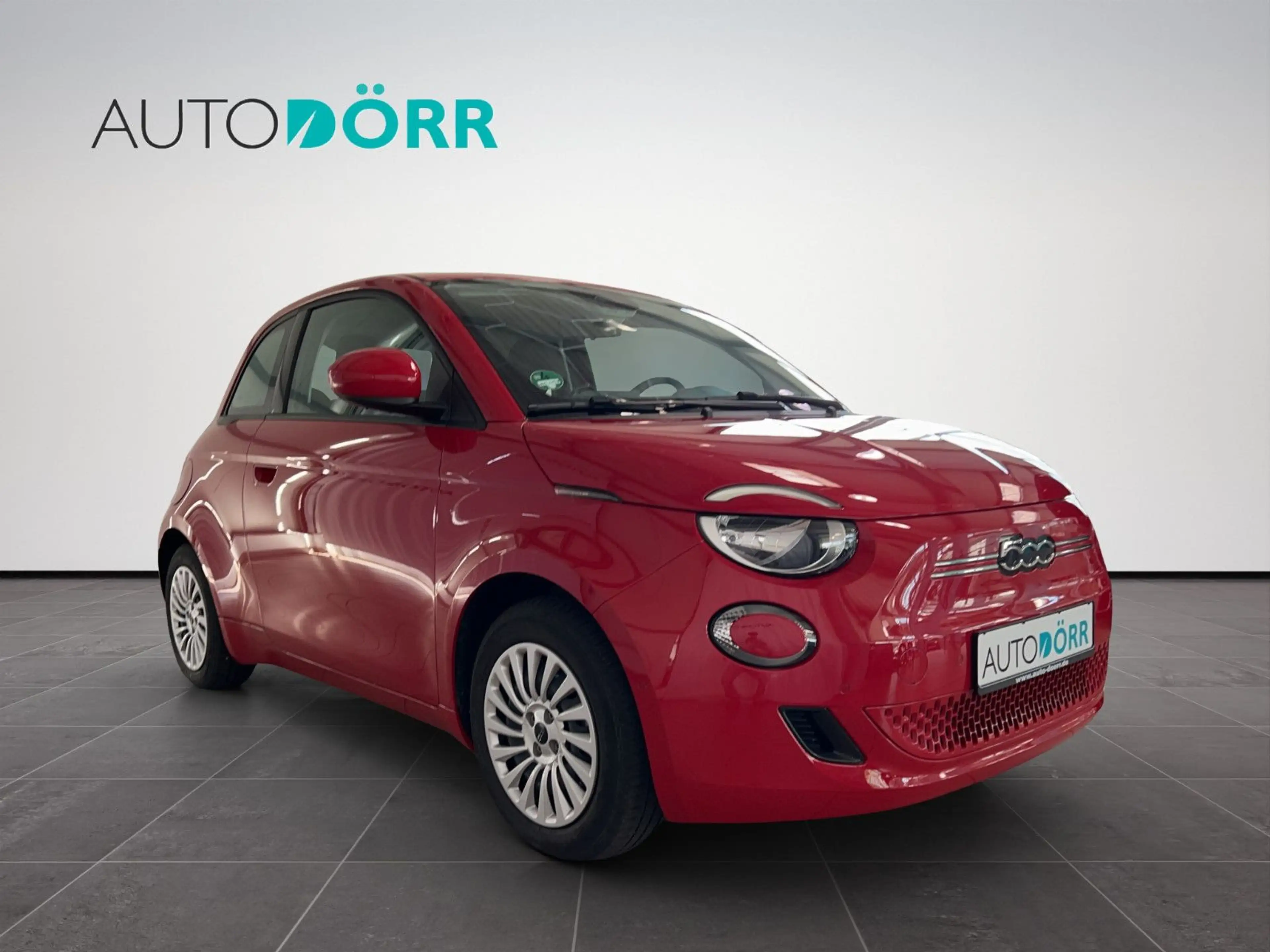 Fiat 500e 360°Kamera+Apple+Android+SHZ+Schnellladef. — photo 8