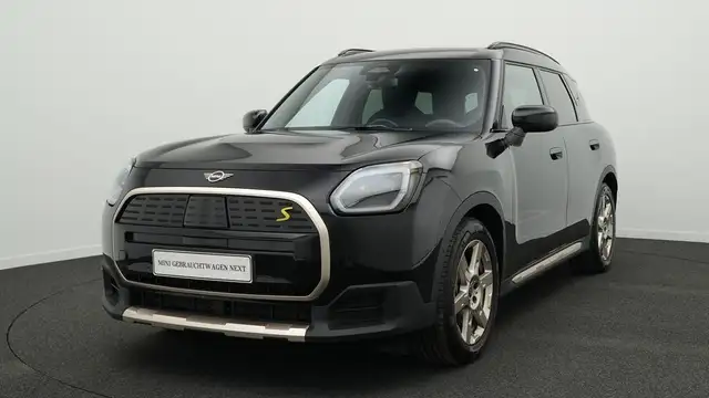 MINI Countryman SE All4 Favoured Trim