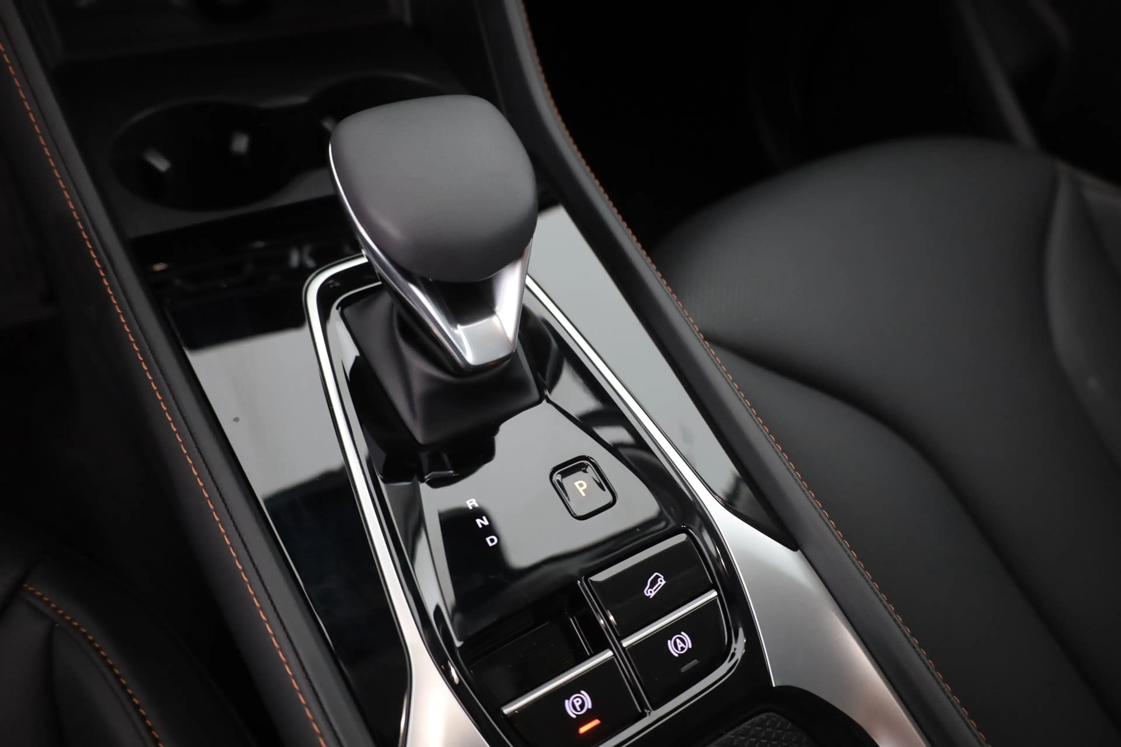 MG HS 1.5 T-GDI Hybrid+ Luxury Aut. LED ACC Navi — photo 14