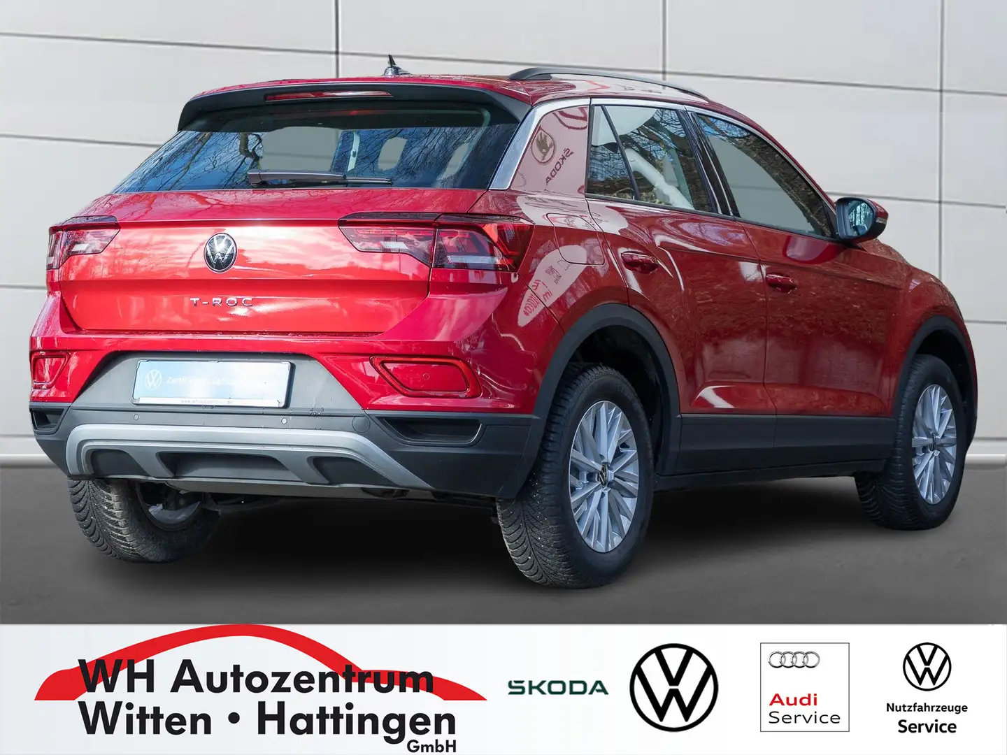 Volkswagen T-Roc 1.5 l TSI DSG Life NAVI AHK REARVIEW LED ACC PA... Rot - 2