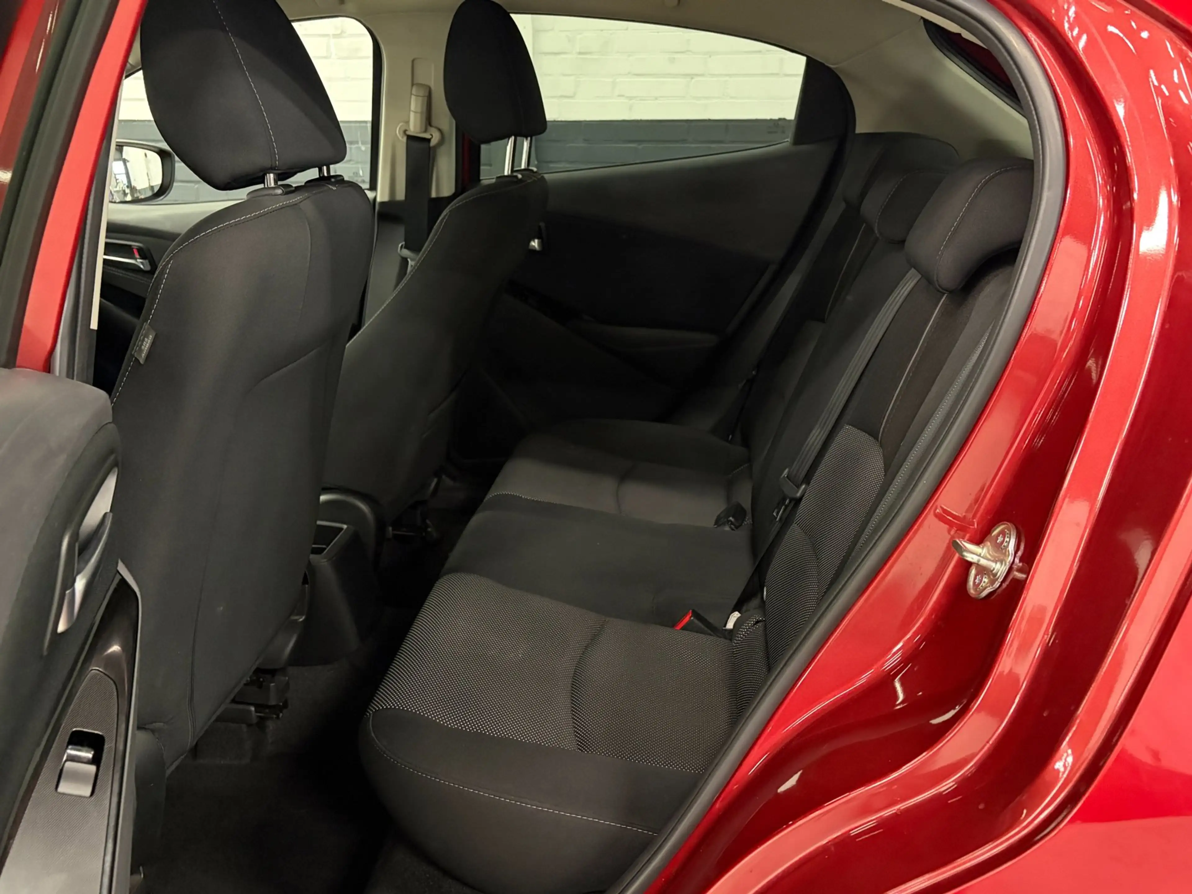 Mazda 2 1.5 Skyactiv-G GT-M Automaat / Navi / DAB / LED / — photo 10