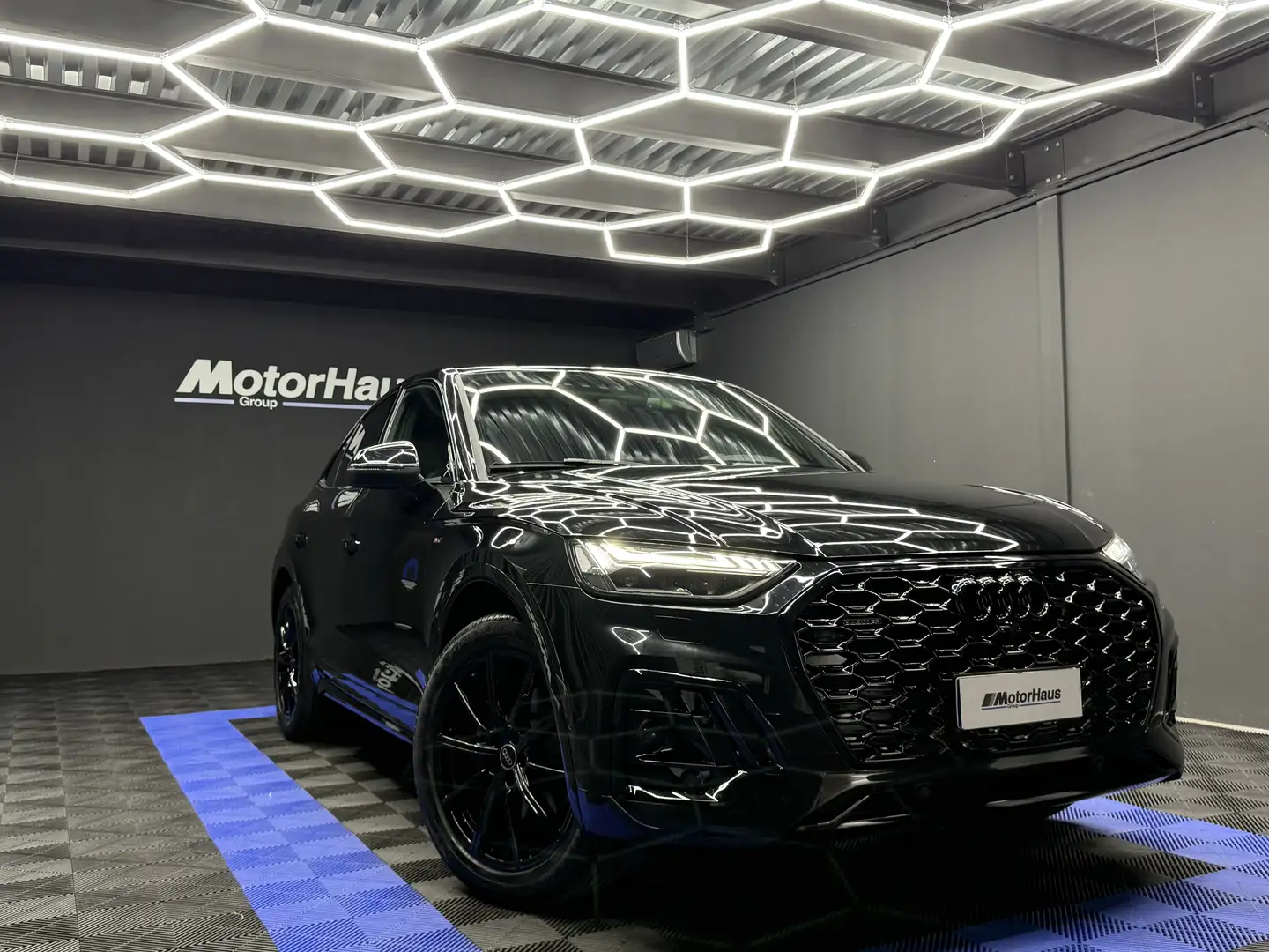 Audi Q5 Sportback 40 2.0 tdi mhev 12V S line Plus quattro Noir - 1