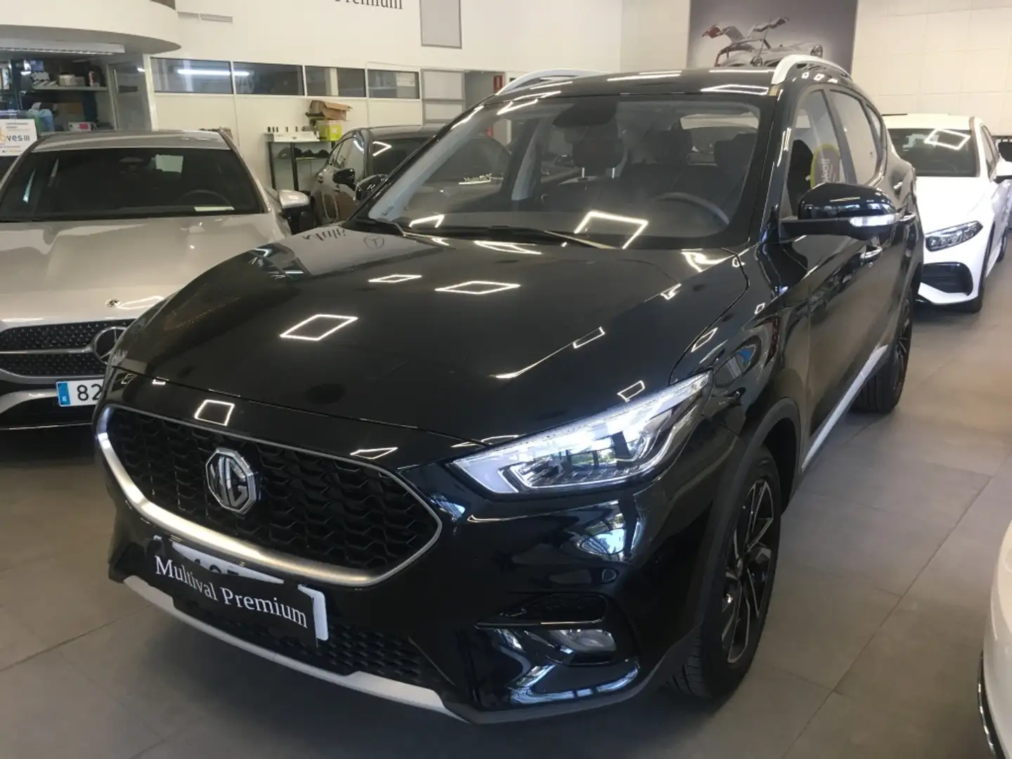 MG ZS 1.5 VTi-Tech Luxury 78kW Noir - 2