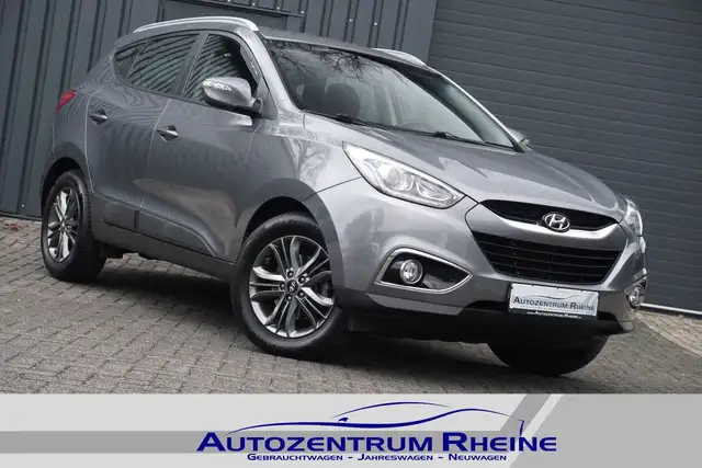 Hyundai iX35 FIFA World Cup 2WD SHZ TEMP AHK 2Z-Klima