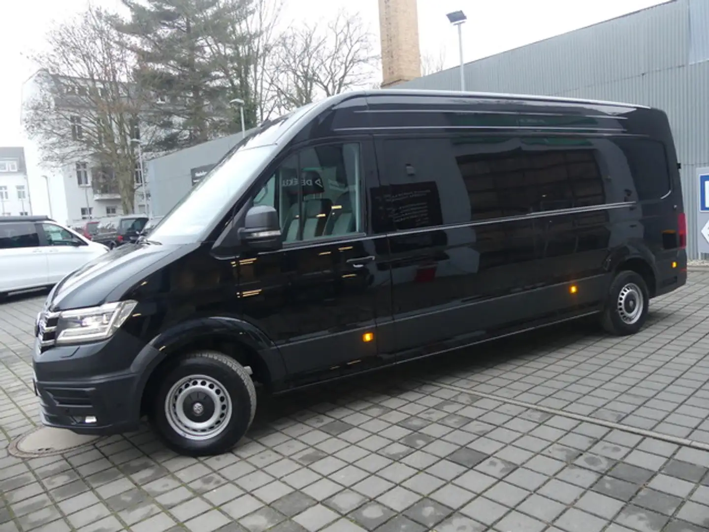 Volkswagen Crafter PLUS MIXTO 35 L4H3 6SITZE/SORTIMO/AHK/KAM Schwarz - 2