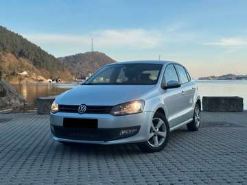 Polo 5p 1.6 tdi Highline 90cv dsg