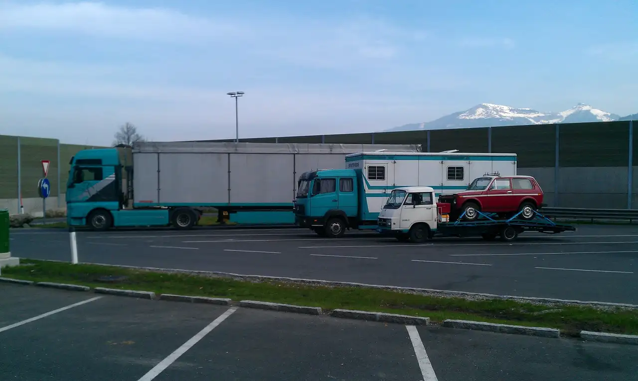 Mercedes-Benz L 306 D Autotransporter Oldtimer, foto 2