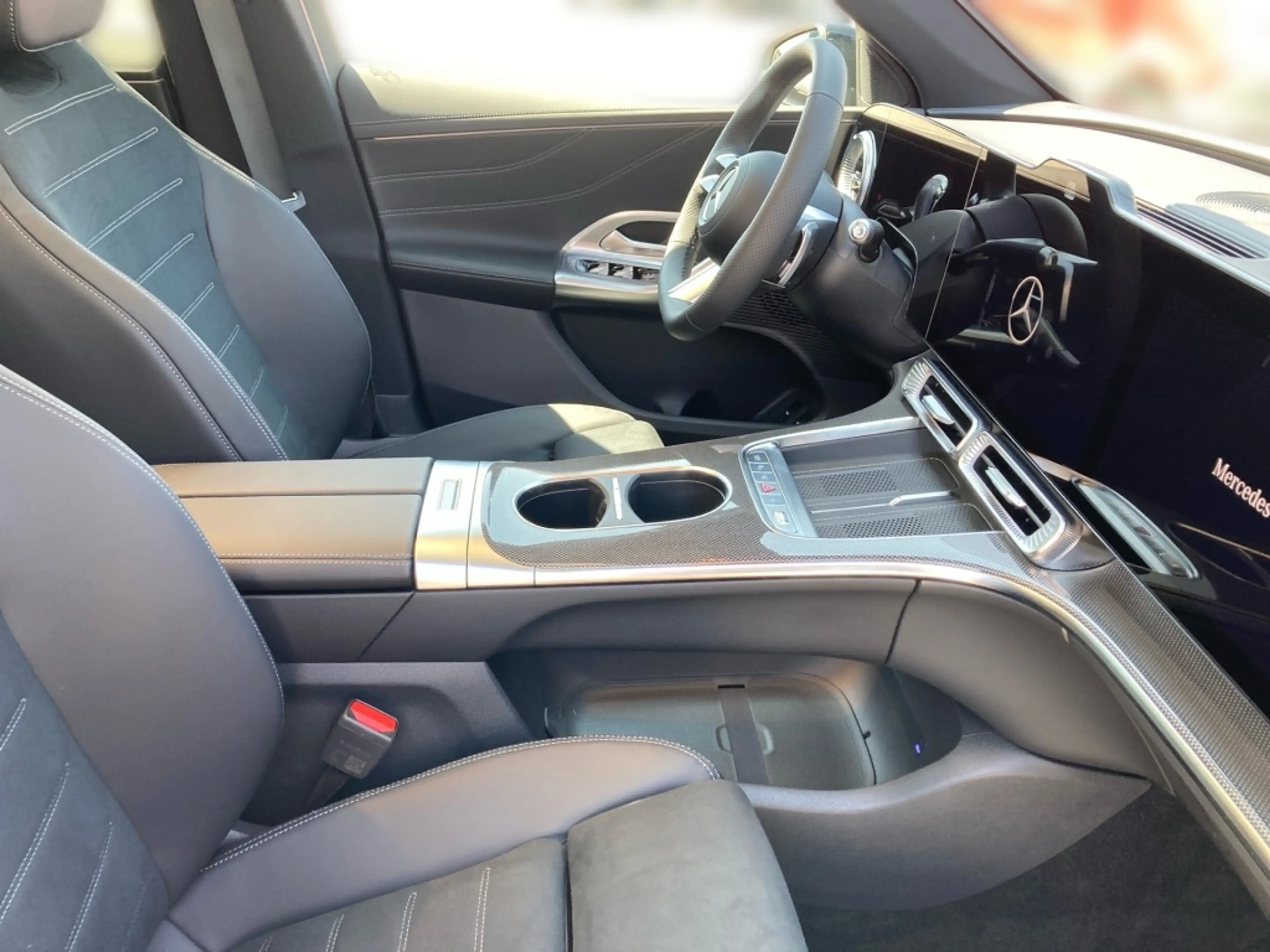 Mercedes-Benz GLC 400 4m EQ AMG*Night*AHK*Sky-Pano*Dig.-Light* — photo 9