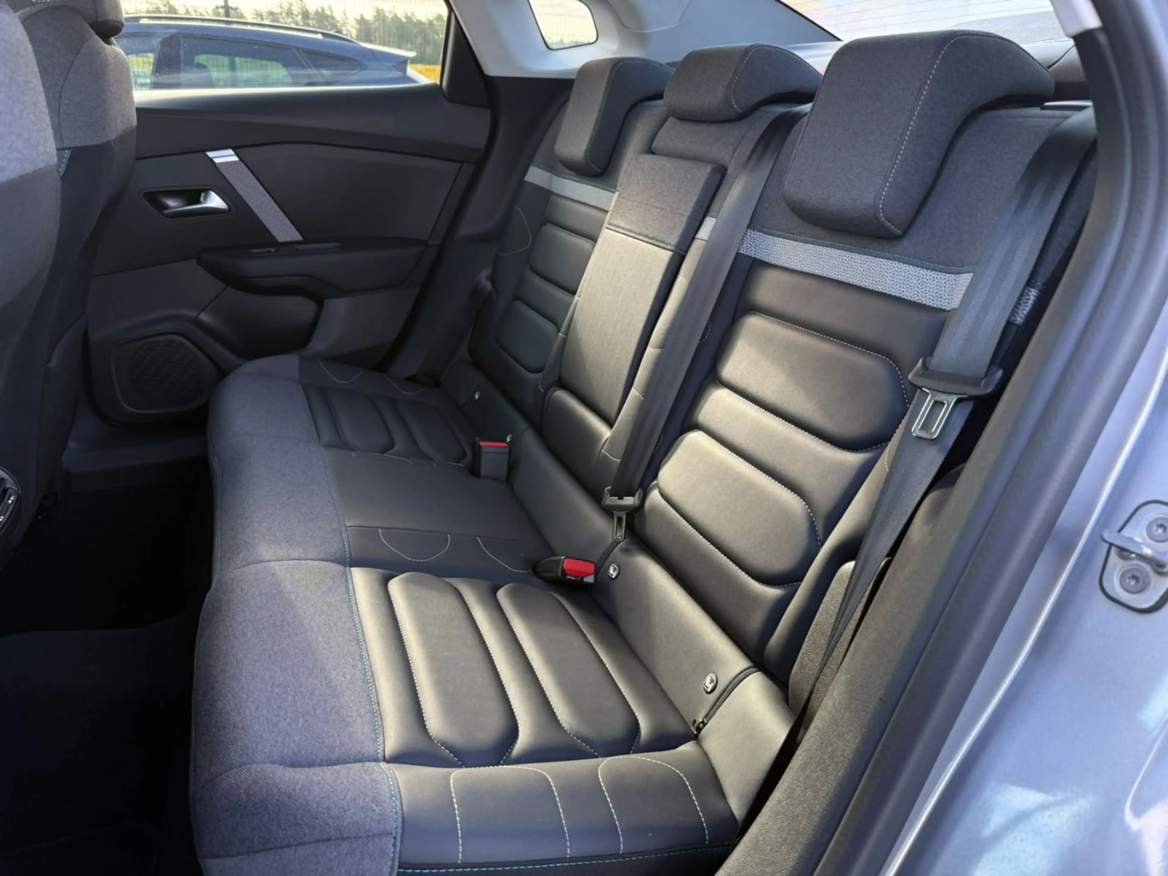 Citroen C4 X 1.2 PureTech 130 Max LED+Navi+2xKlima+Kam. — photo 13