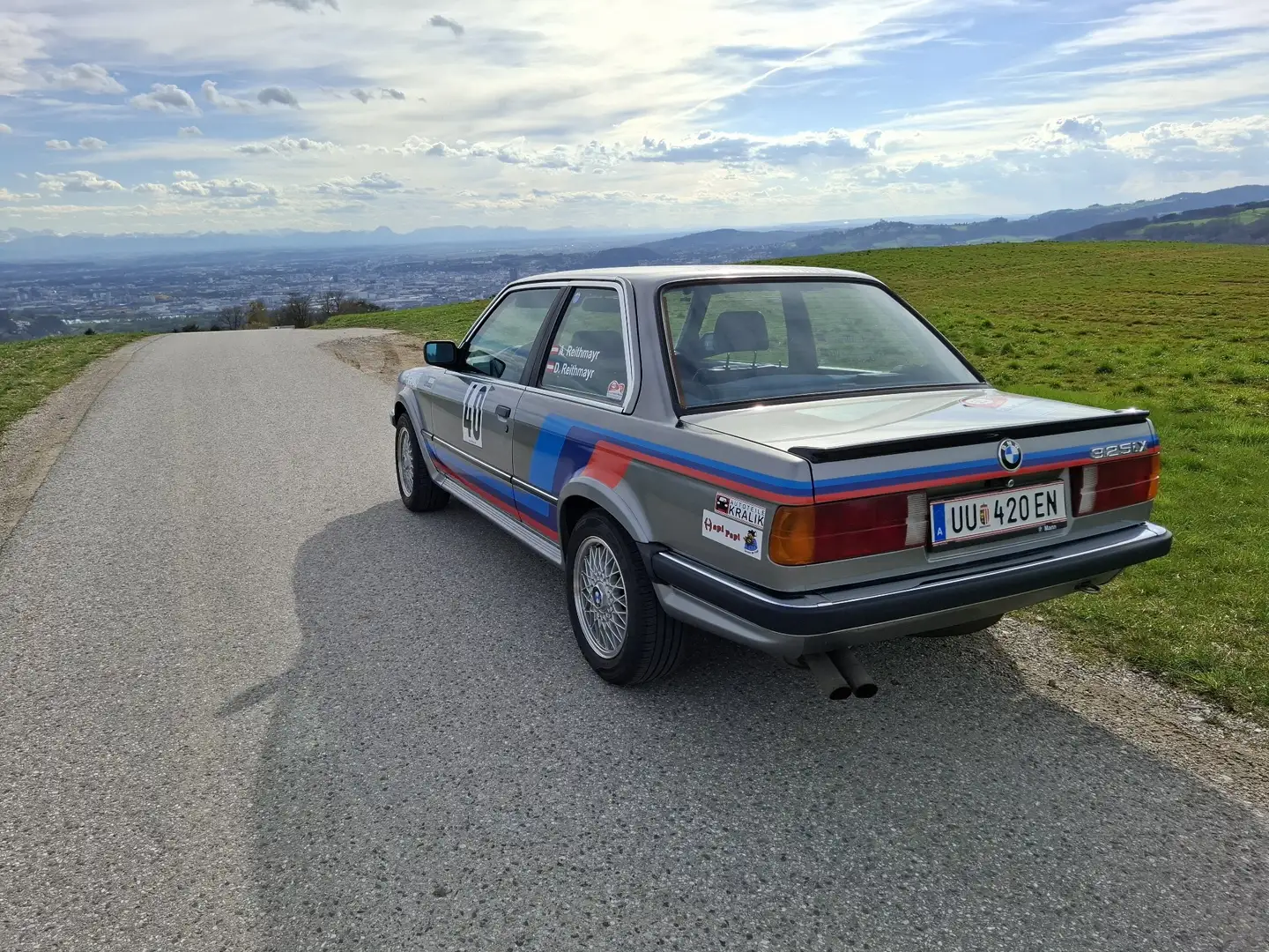 BMW 325 325i 4WD - 2