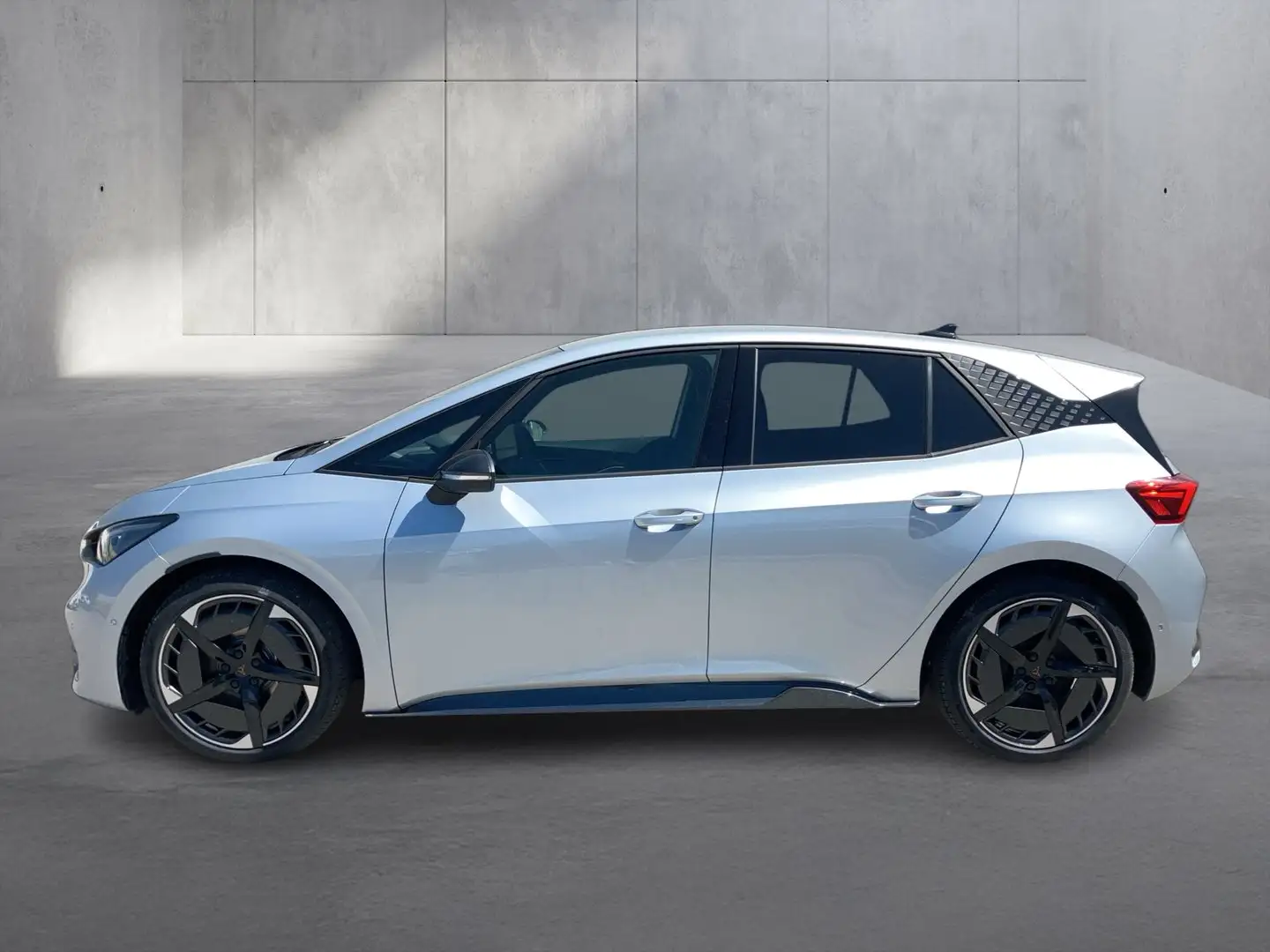 CUPRA Born 79/84 e-Boost 170kW/231PS Silber - 2