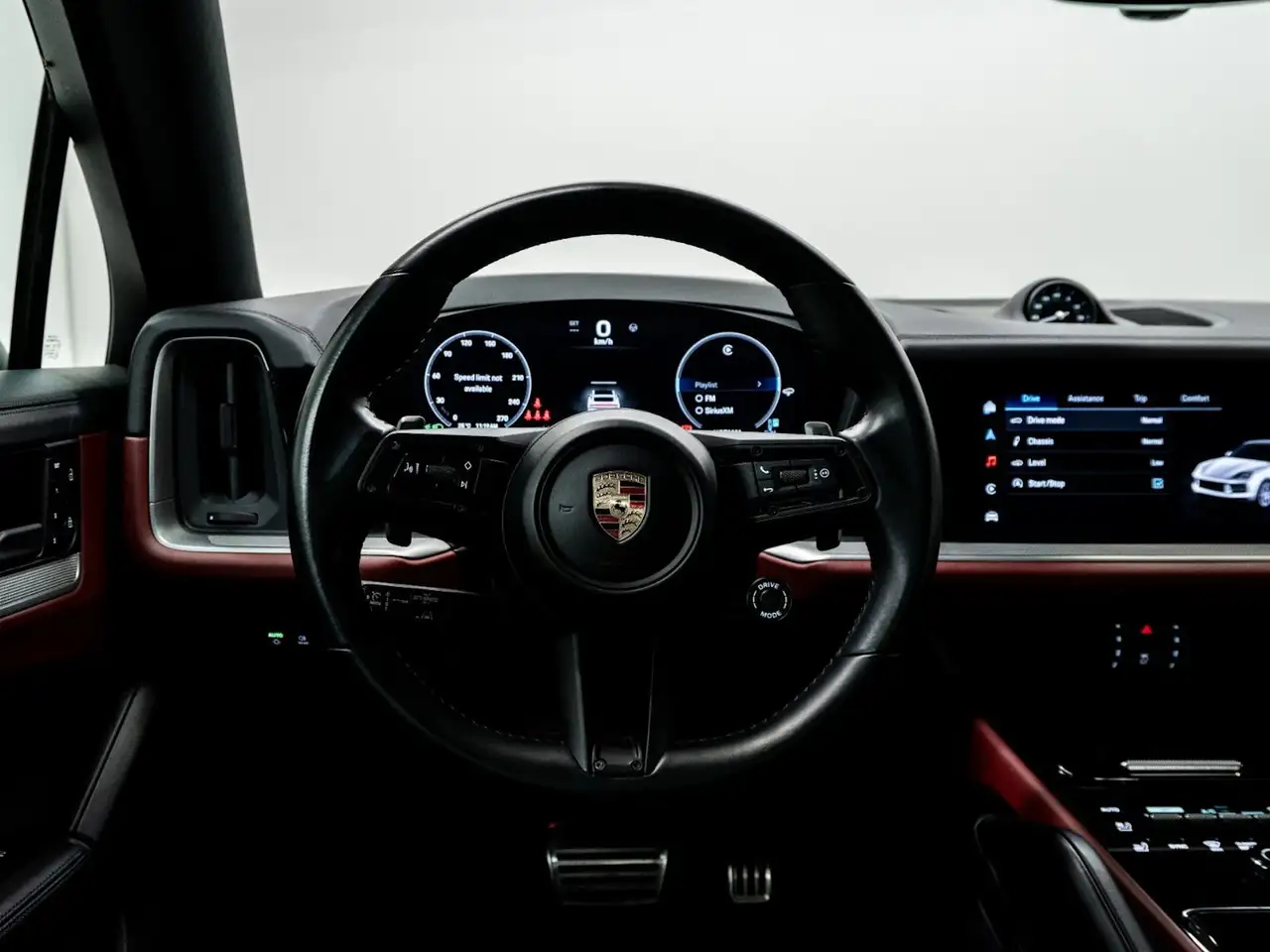 Porsche Cayenne снимка Porsche Cayenne