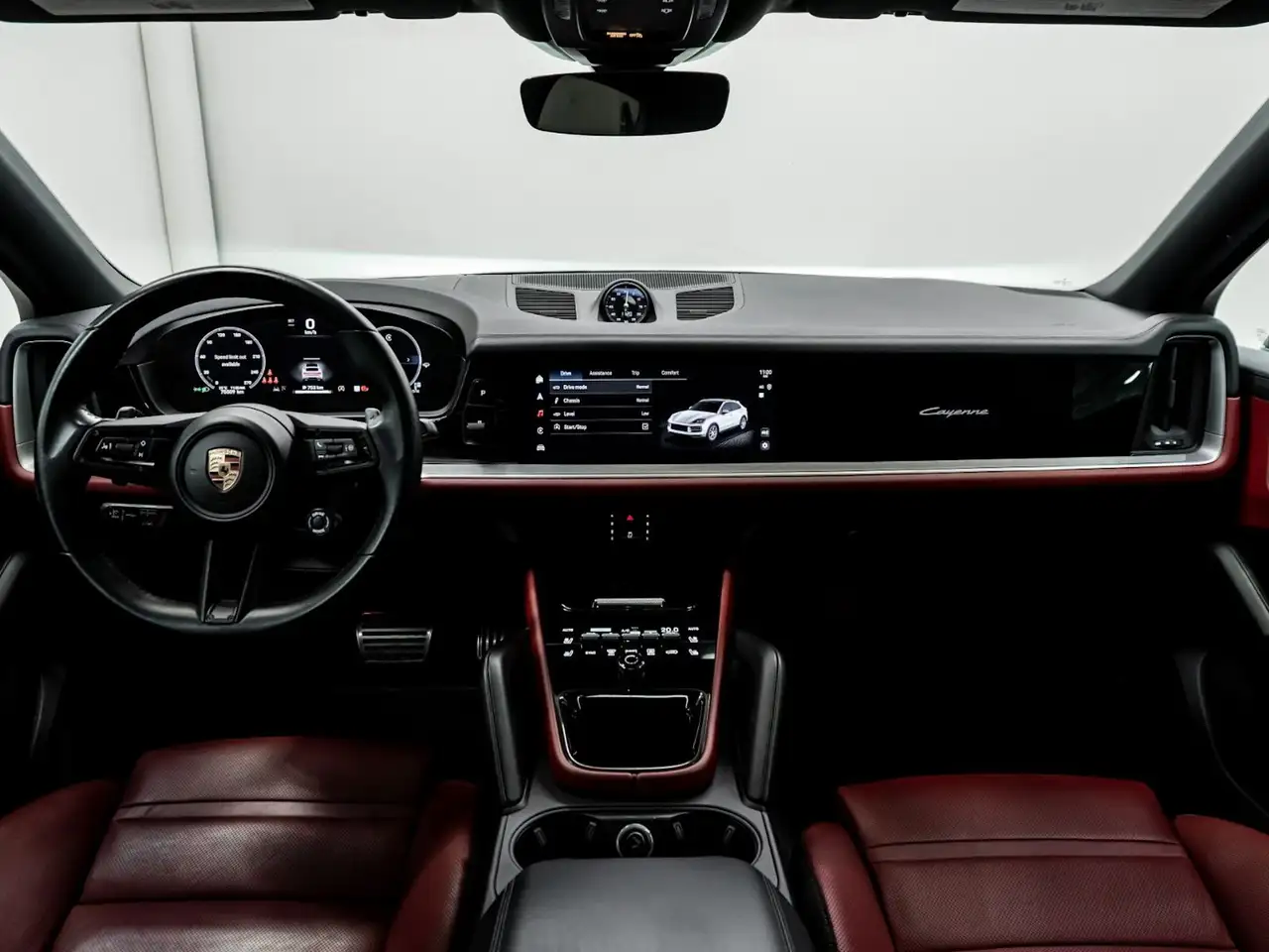 Porsche Cayenne снимка Porsche Cayenne