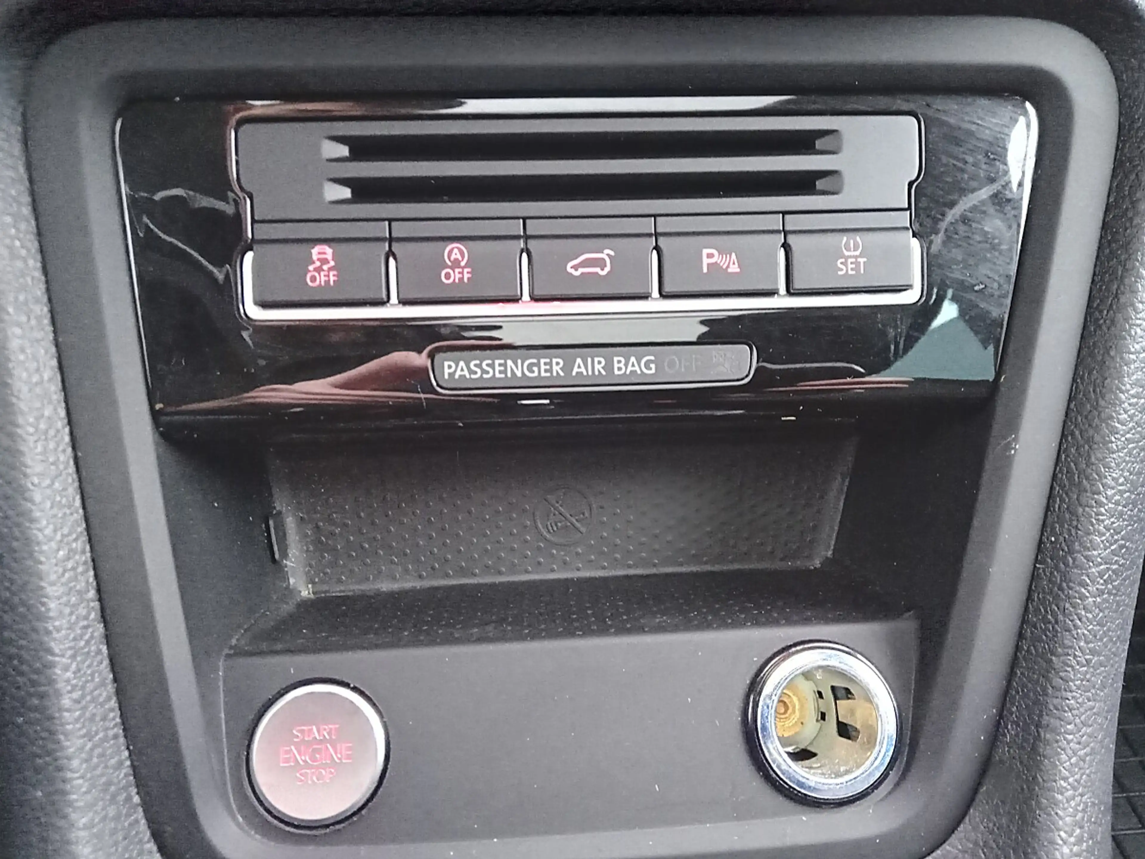 Volkswagen Sharan Business BMT SCR 2,0 TDI DSG — photo 14