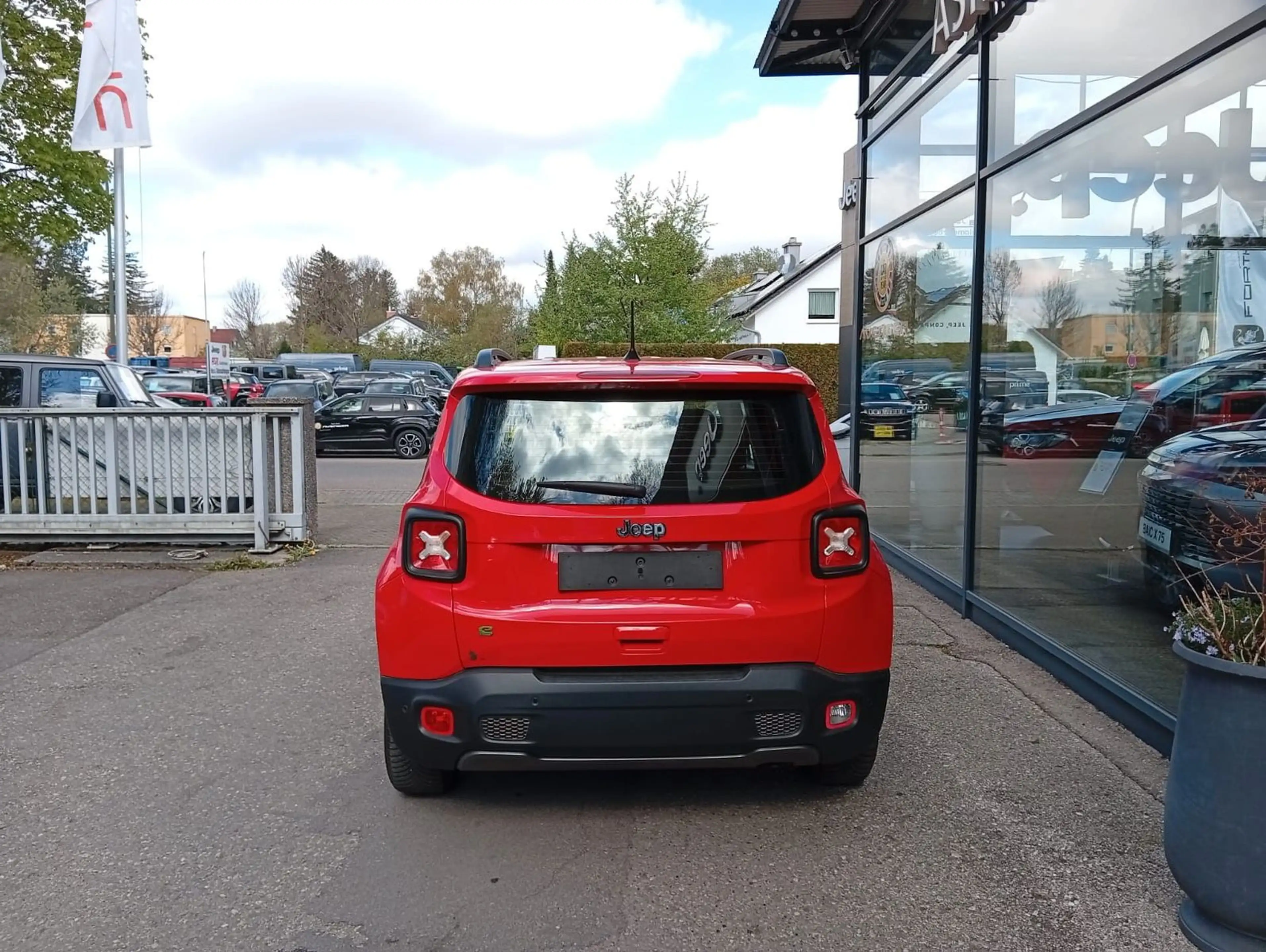Jeep Renegade Longitude Mild-Hybrid FWD Automatic — photo 5