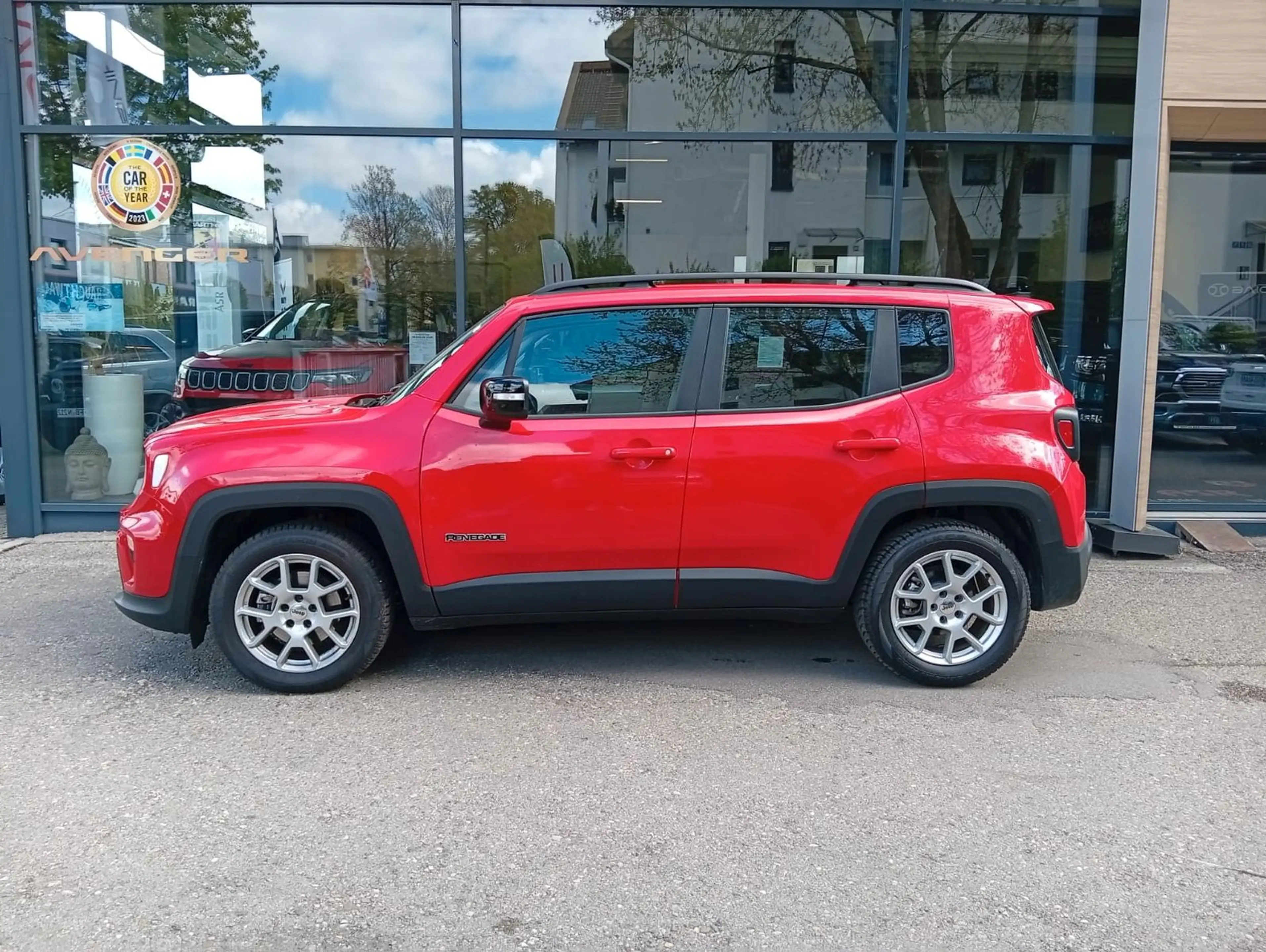 Jeep Renegade Longitude Mild-Hybrid FWD Automatic — photo 2