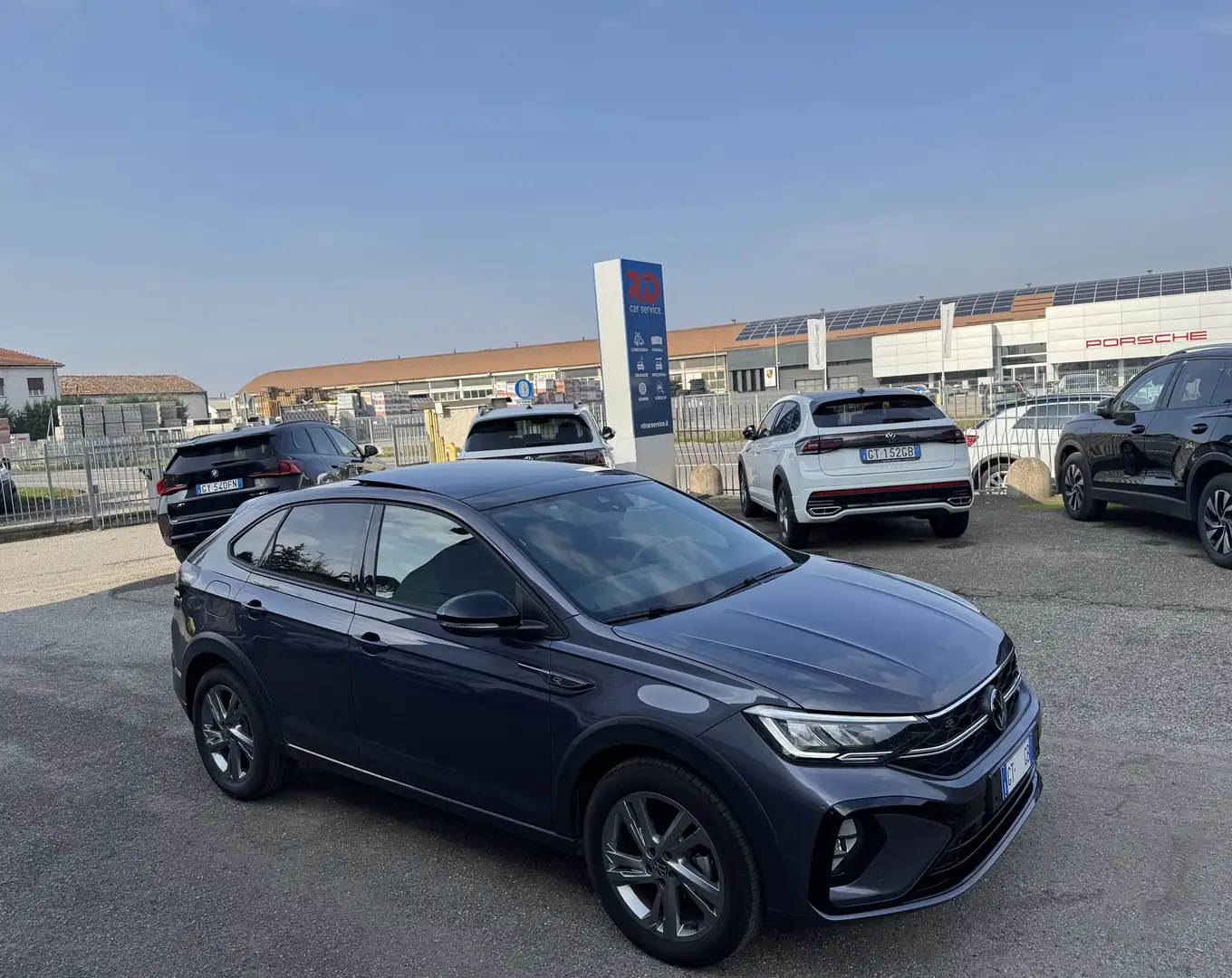 Volkswagen Taigo 1.0 tsi R-Line 115cv dsg Grigio - 1