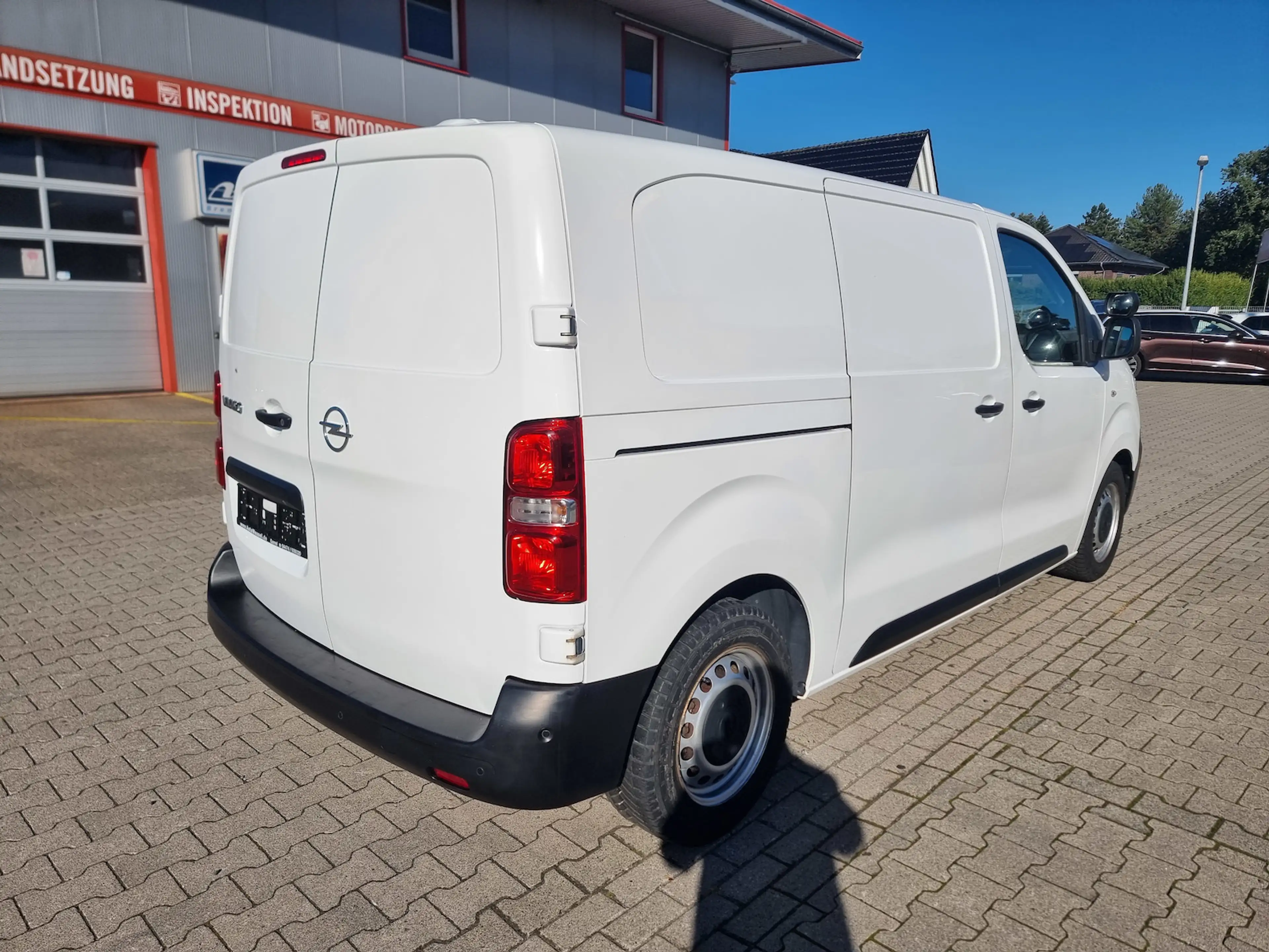 Opel Vivaro Edition M ACC APP SHZ Klima Standheizung — photo 8