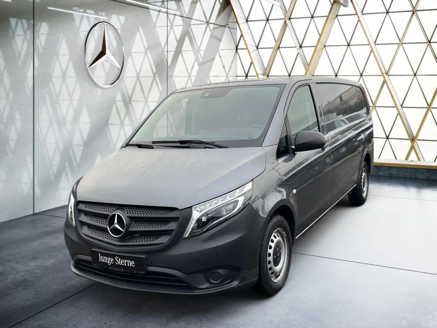 Mercedes-Benz Vito 116 CDI Kasten Extralang *StdHz*AHK*LEDils* Grau - 1